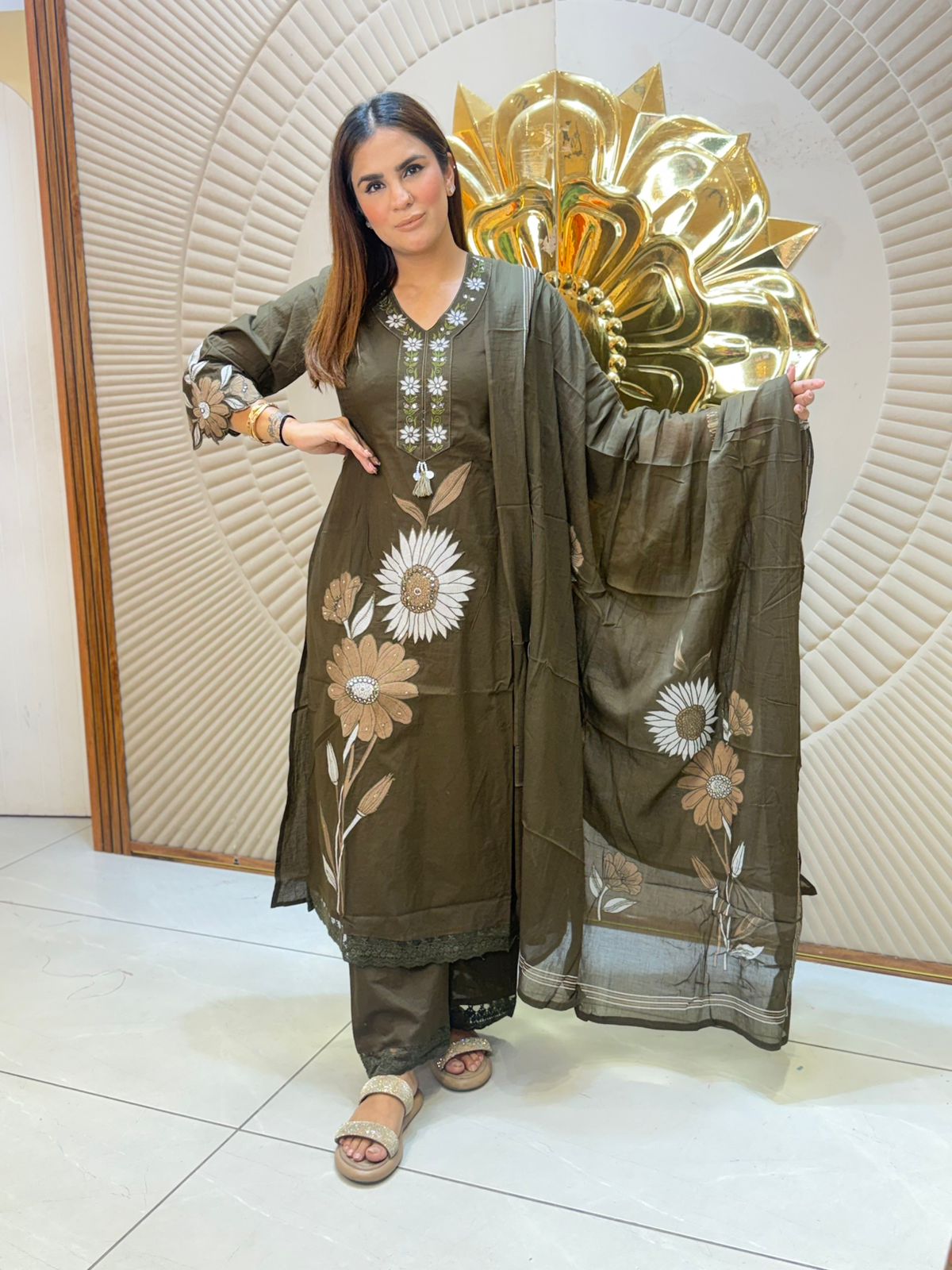 Beautiful elegant suit pc2703