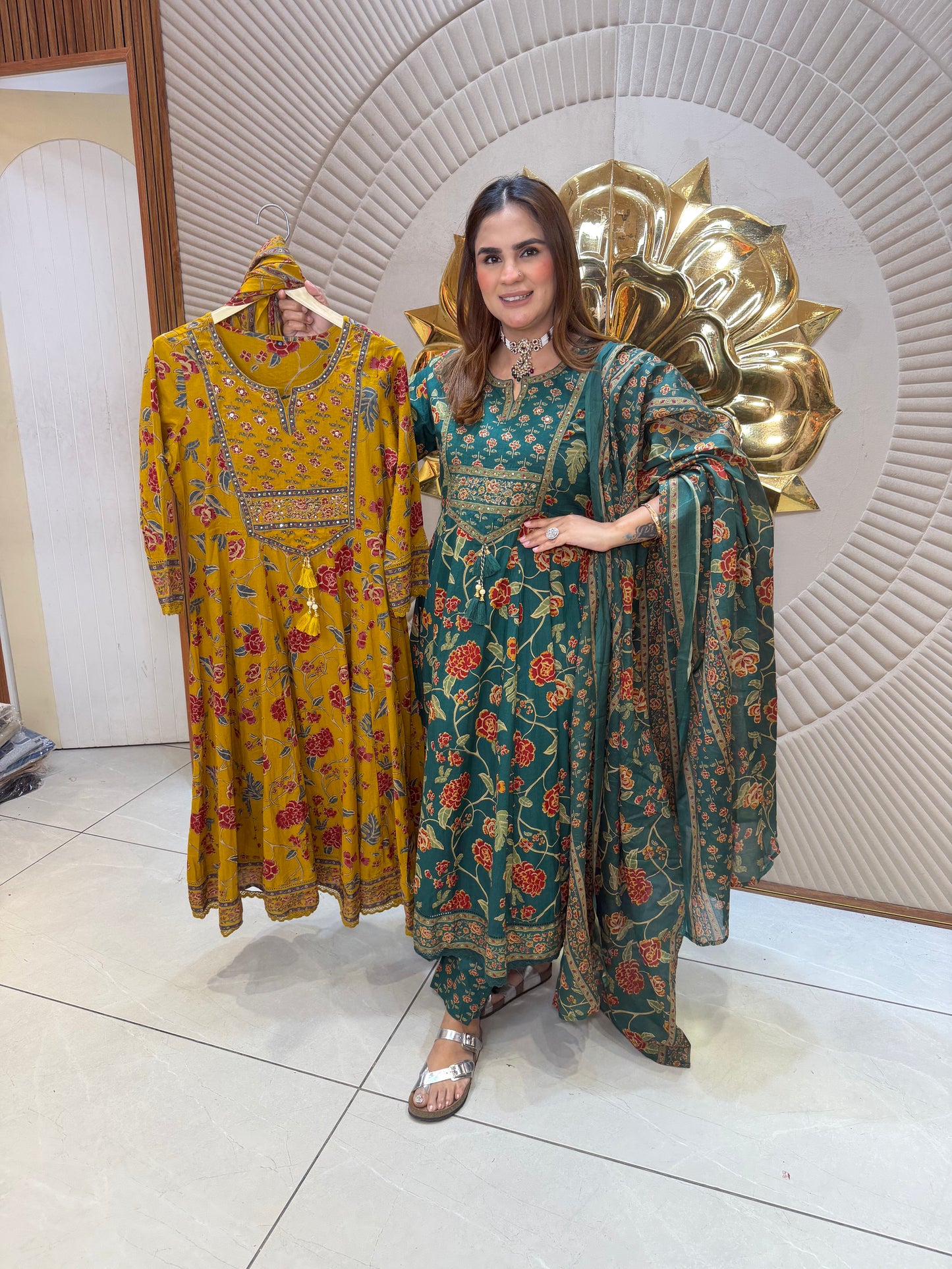 Beautiful elegant suit pc2641