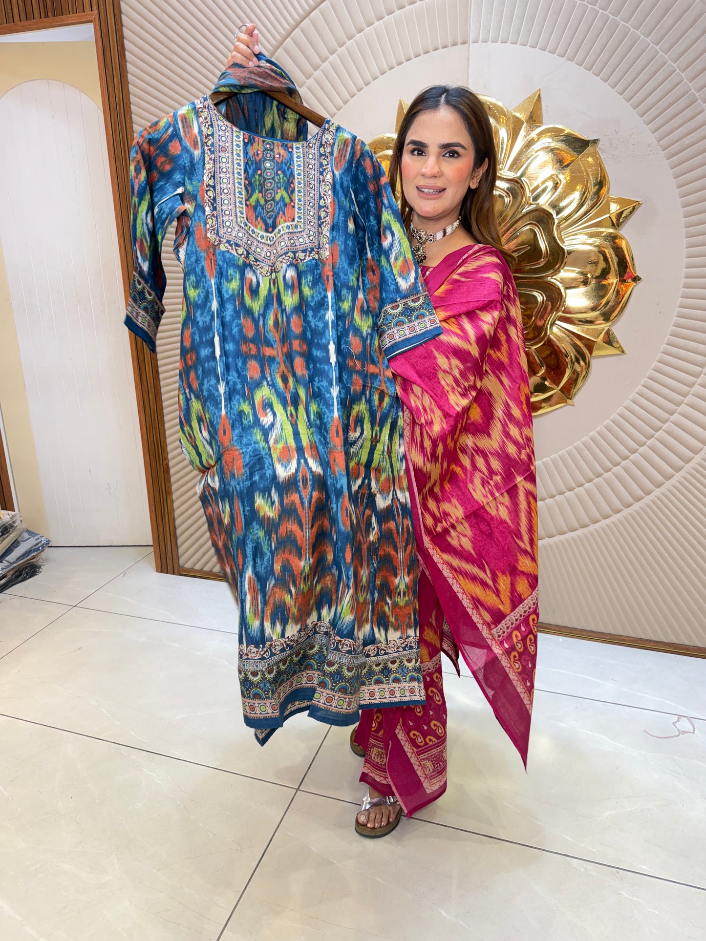 Beautiful elegant suit pc2639