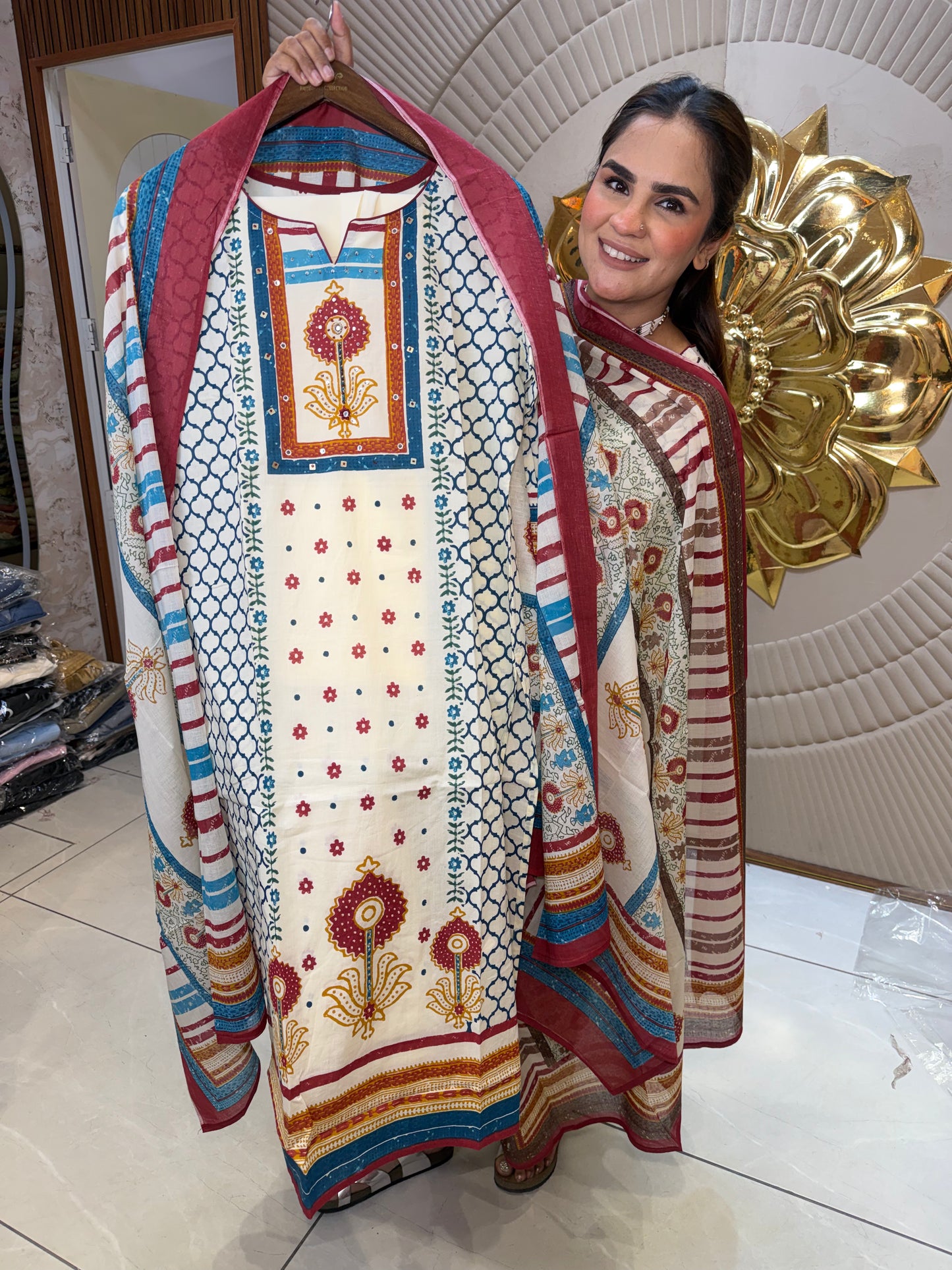 Beautiful elegant suit pc2637