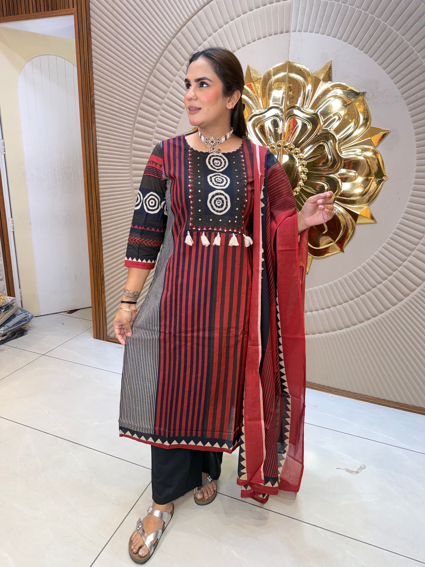 Beautiful elegant suit pc2636