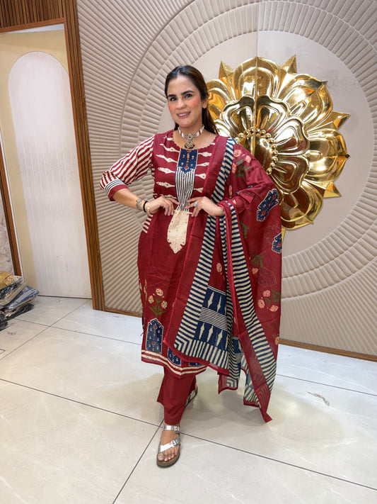 Beautiful elegant suit pc 2635