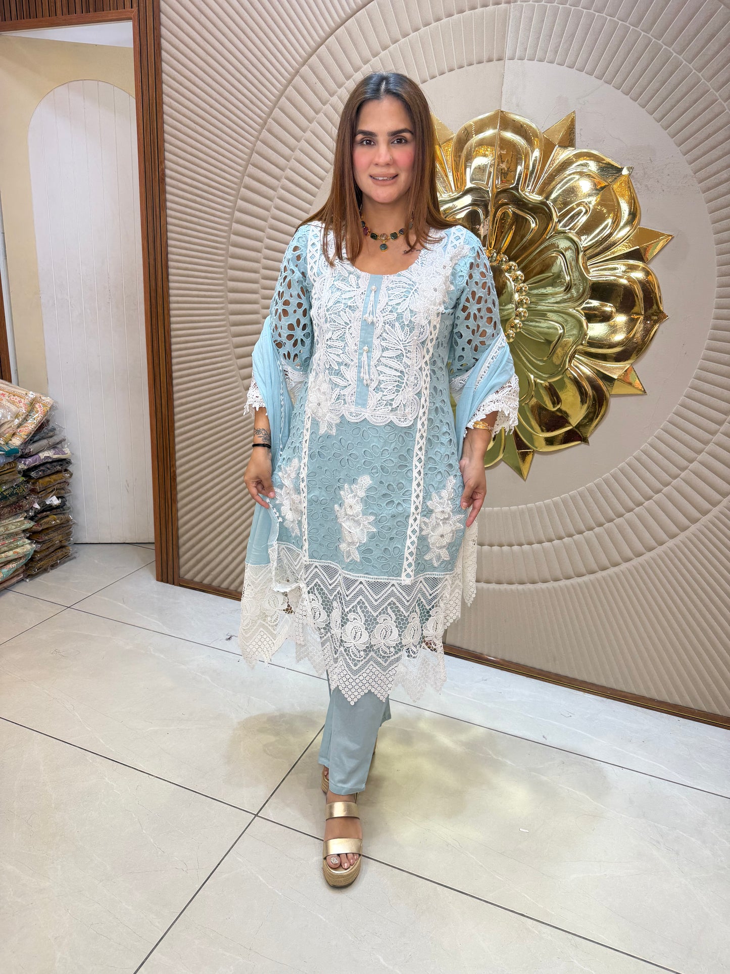 Beautiful elegant suit pc 2656