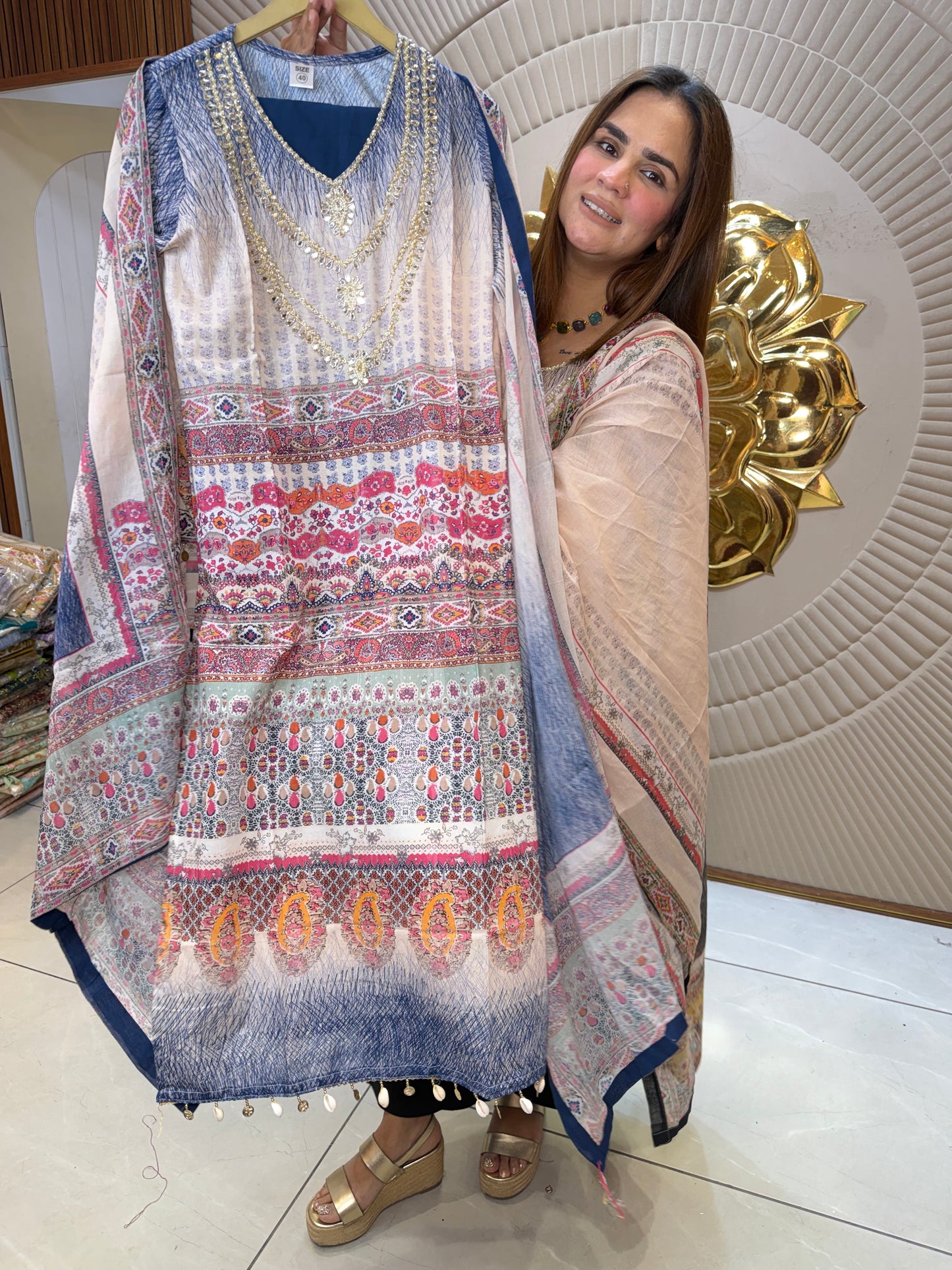 Beautiful elegant suit pc 2654