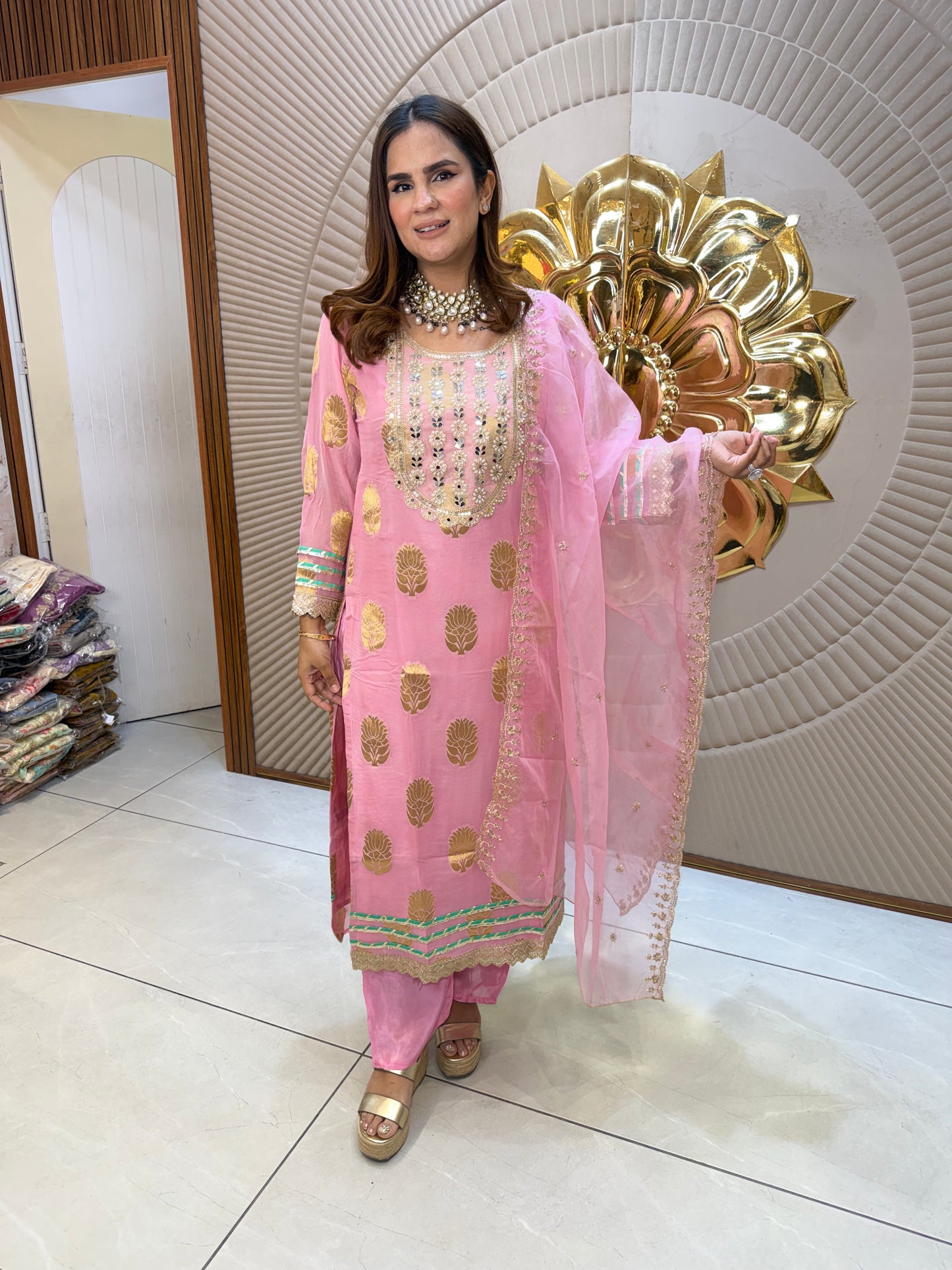 Beutiful elegant partywear suit pc 2665