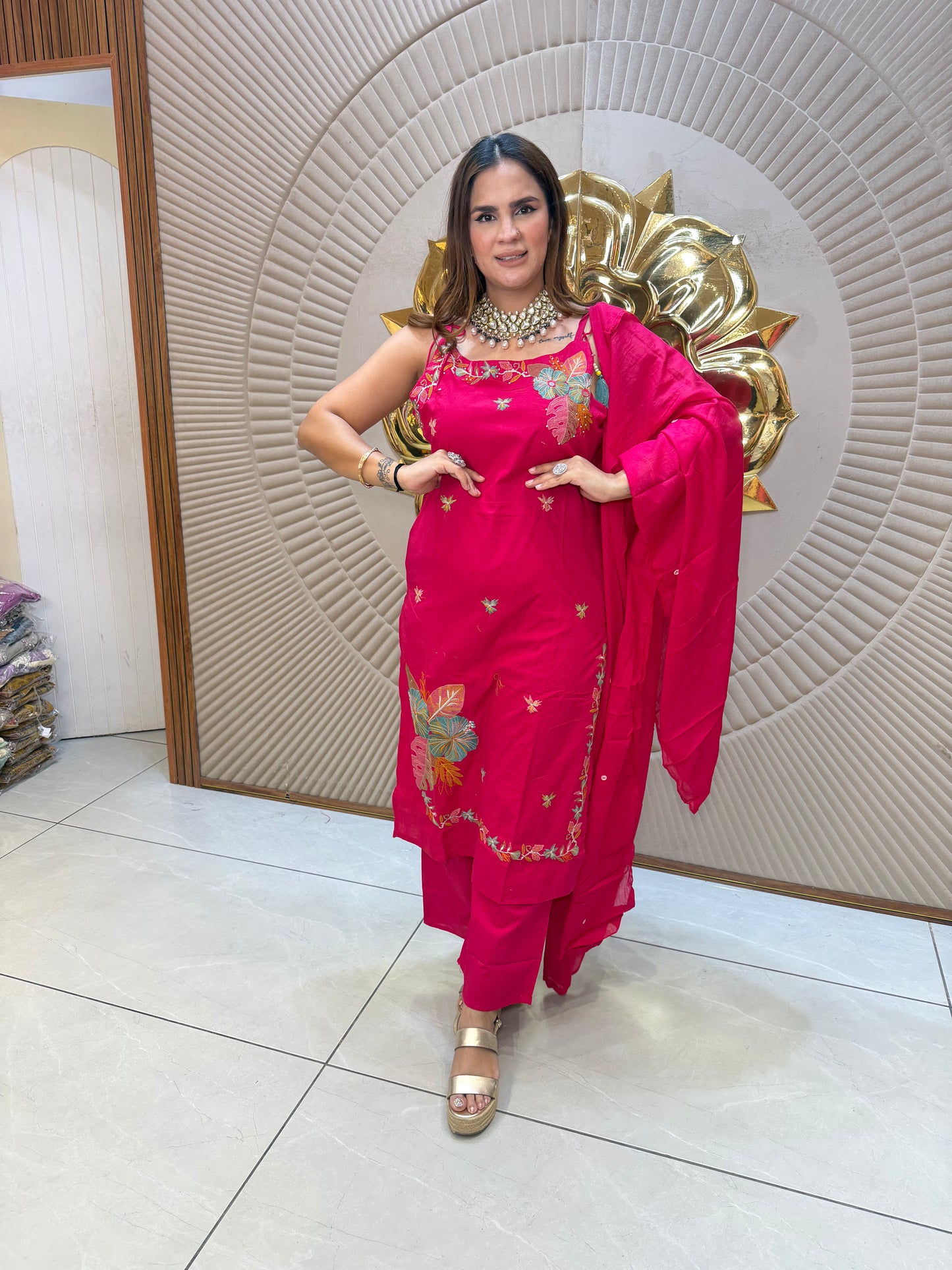 Beautiful elegant partywear suit pc2662