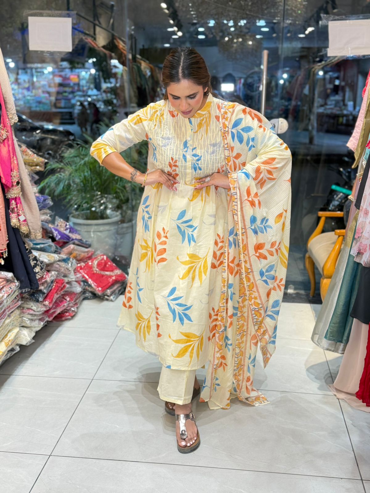 Beautiful elegant suit pc2765