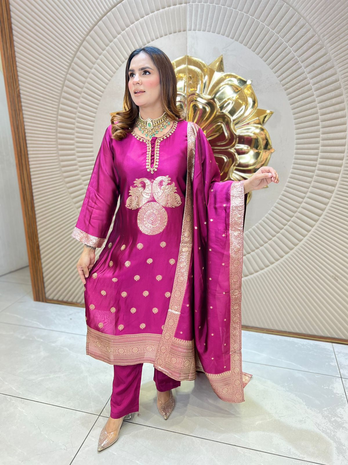 Beautiful elegant partywear suit pc3073