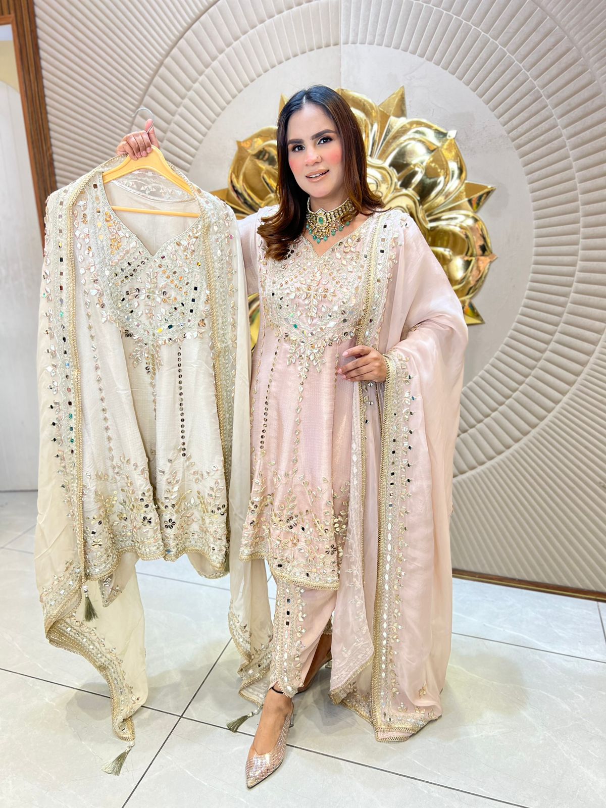 Beautiful elegant partywear suit pc3074
