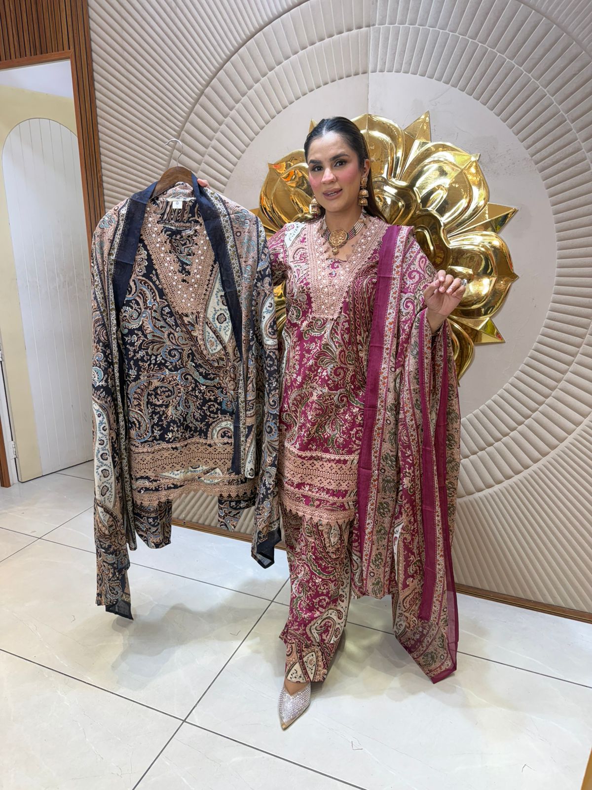 Beautiful elegant suit pc3082