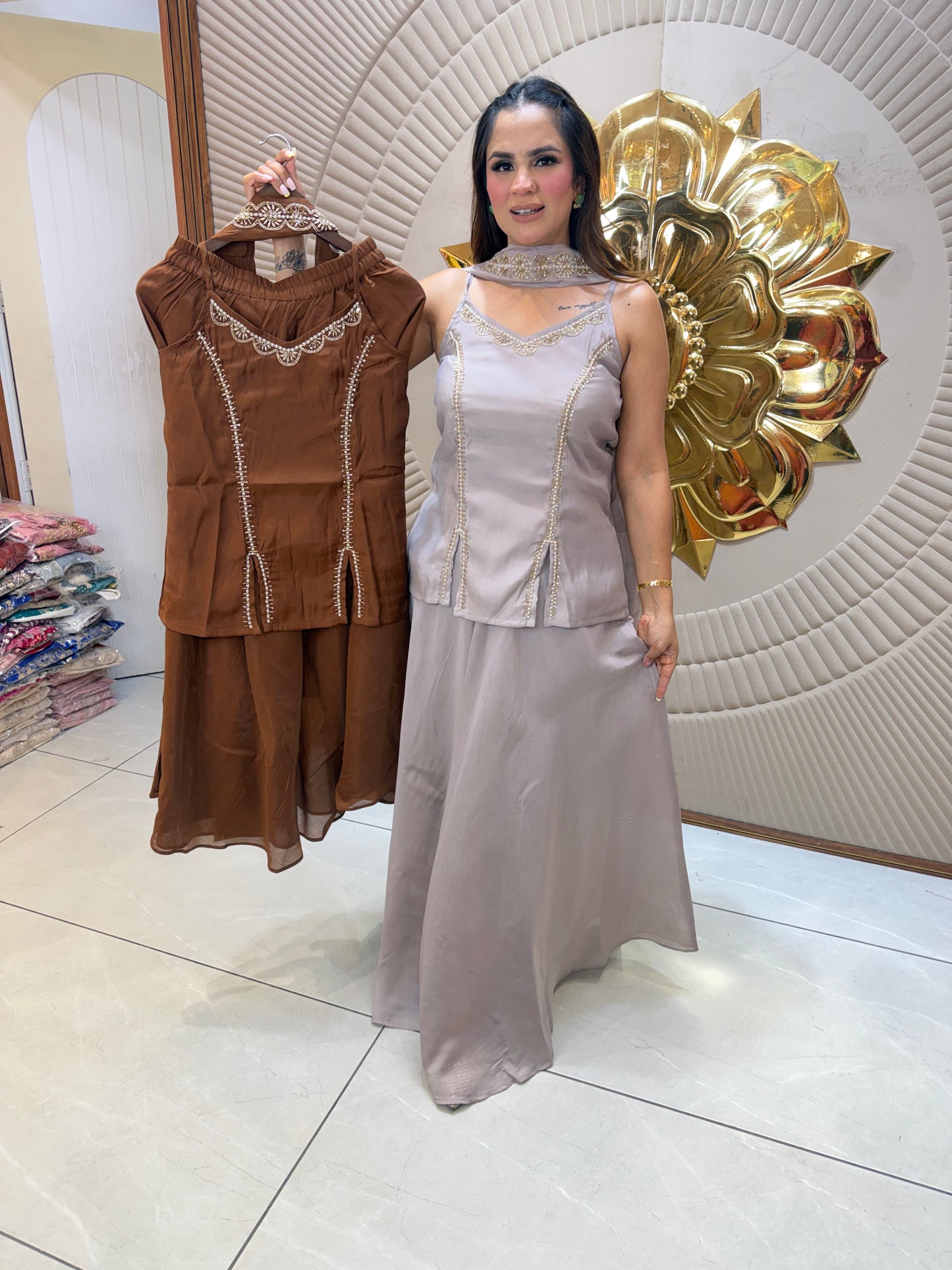Beutiful elegant partywear suit3006