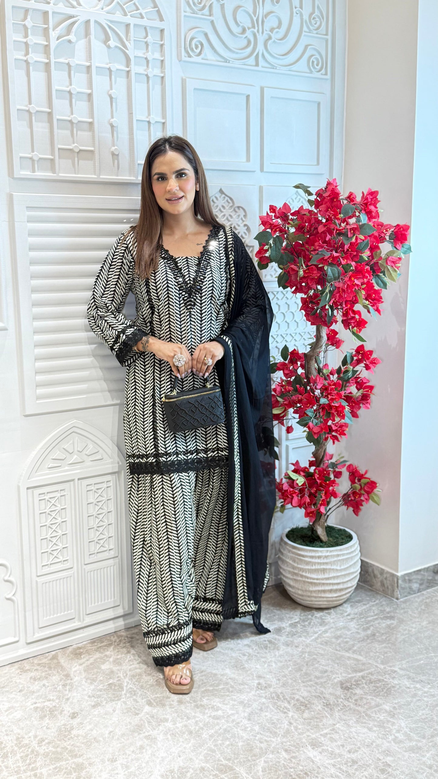 Elegant Suit With Lace Work On Dupatta pc3321