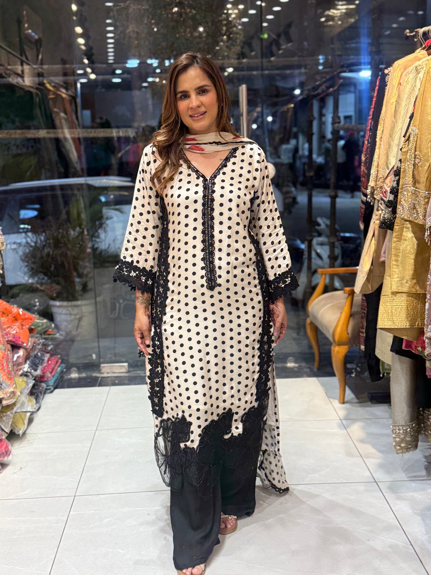 Beautiful long-length Pakistani-style muslin suit PC3534