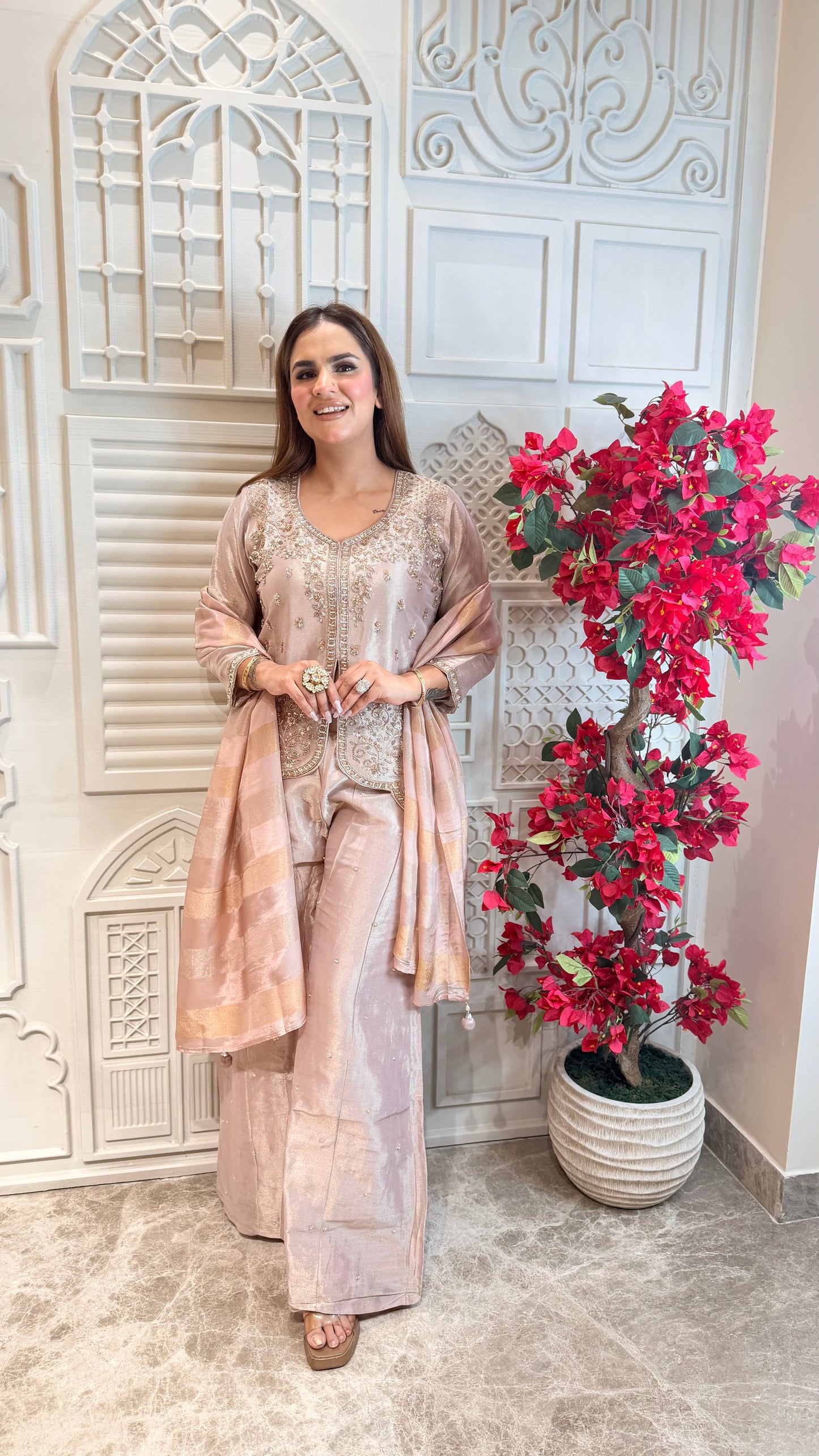 Elegant Short Suit PC3343
