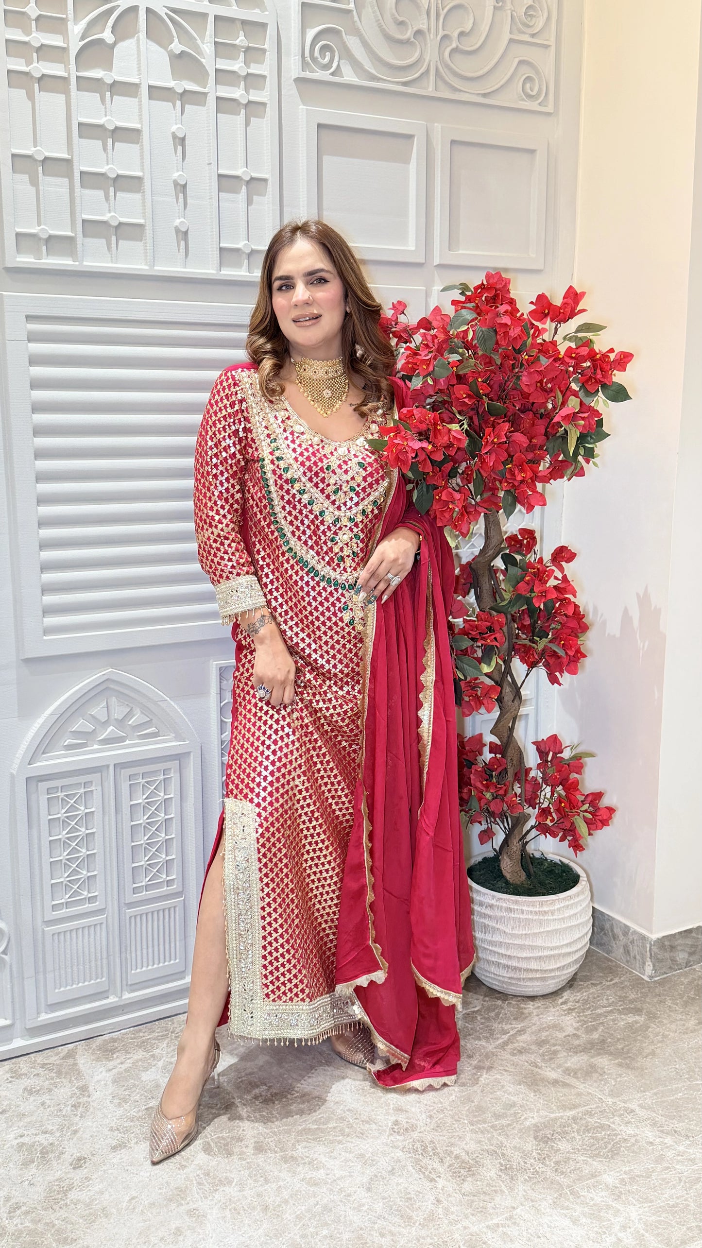 Elegant kurta set with hand and machine embroidery PC3384