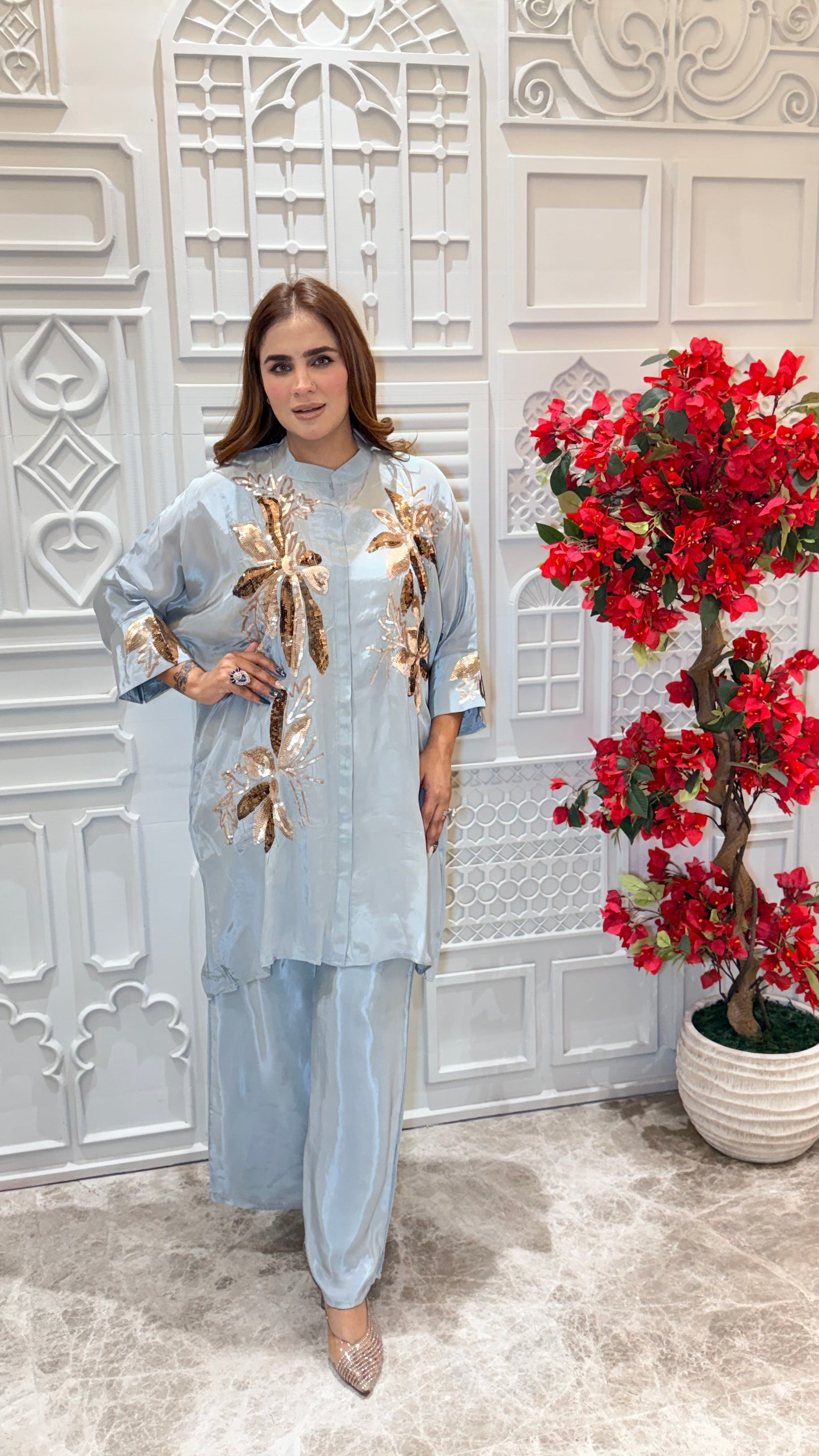 Elegant co-ord set with prominent gold sequin floral PC3387