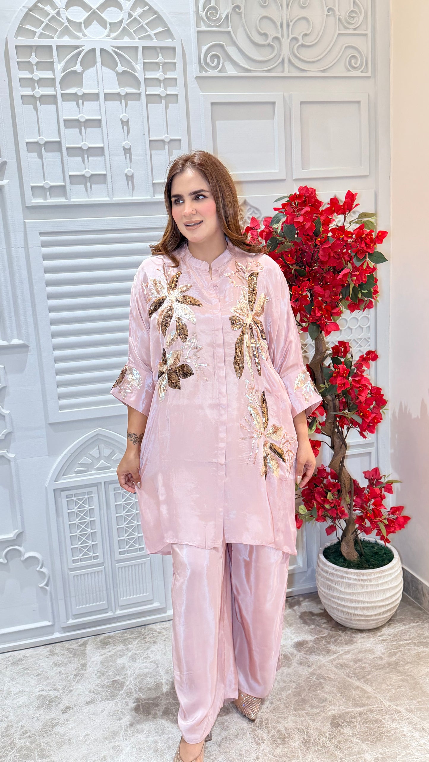 Elegant co-ord set with prominent gold sequin floral PC3387