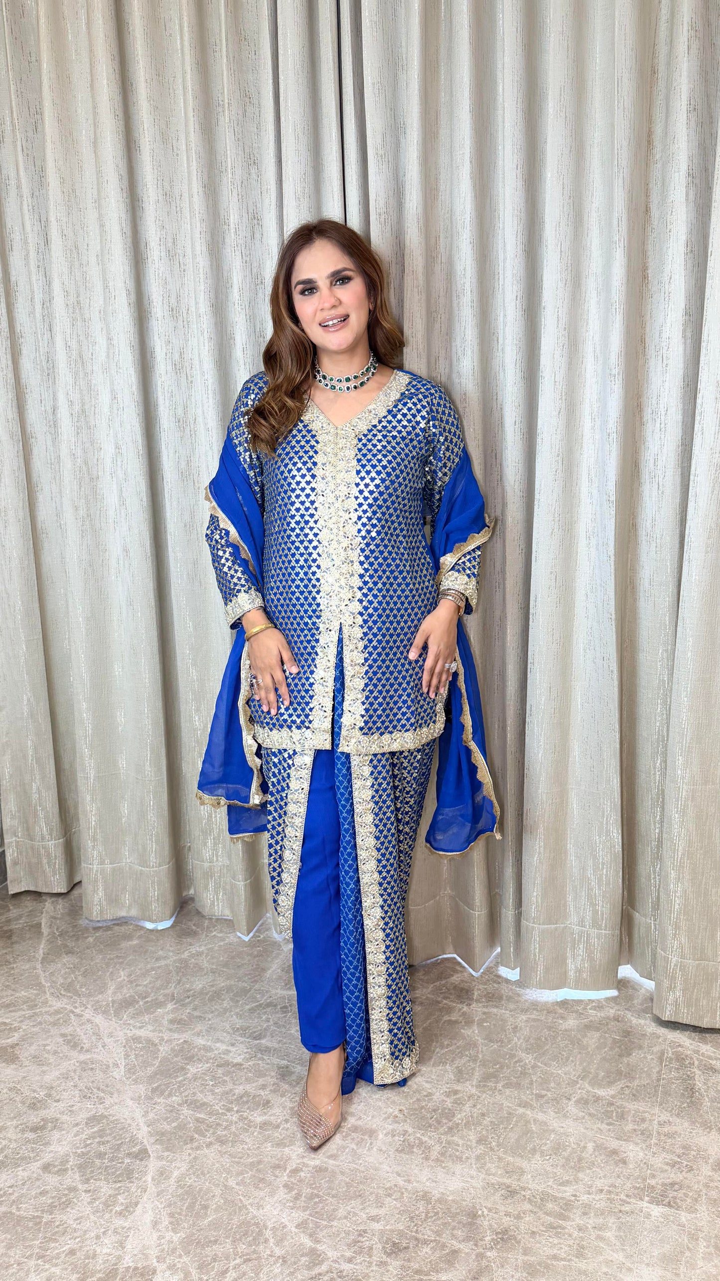 Elegant Suit With Lace Work PC3407
