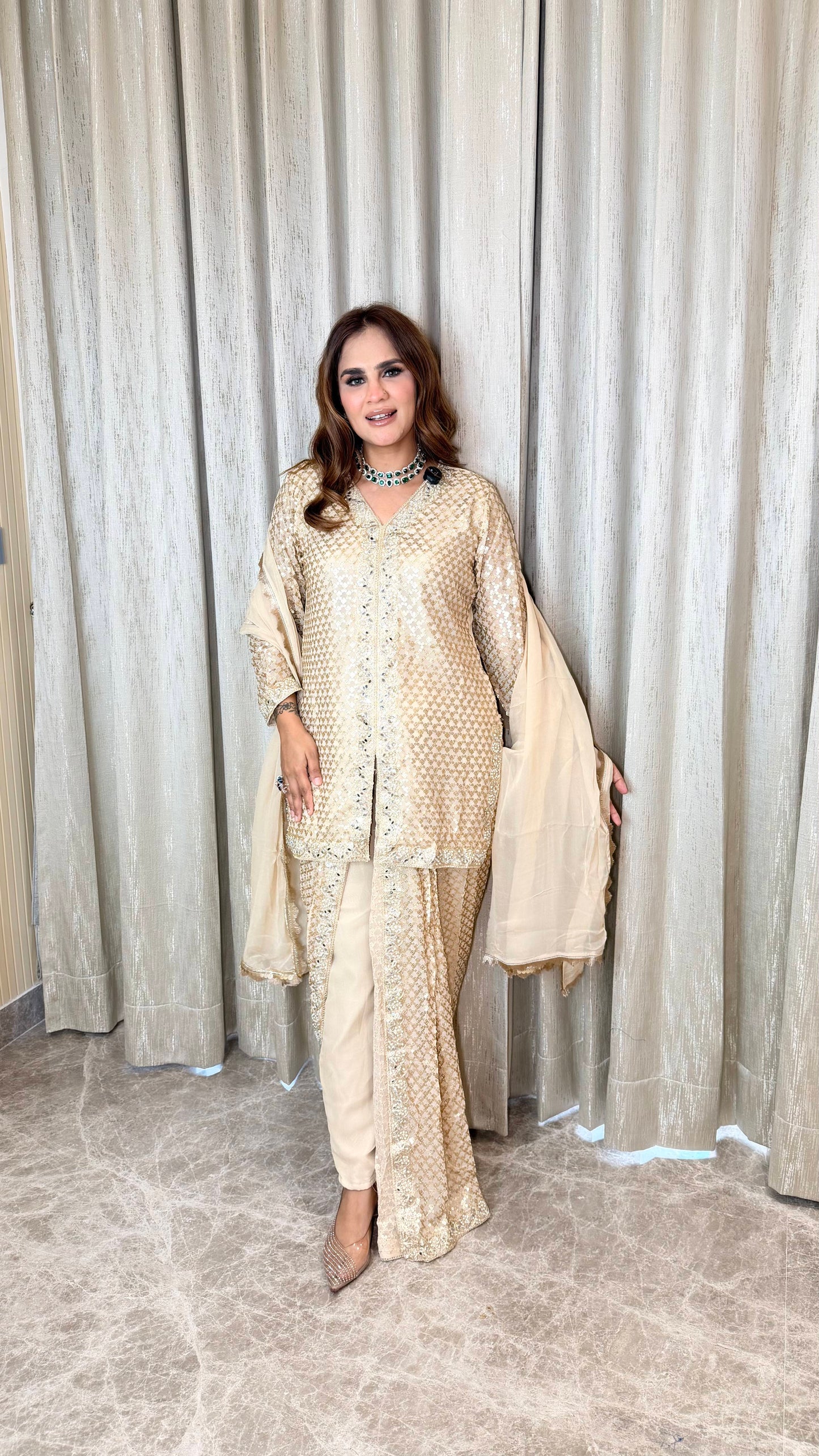 Elegant Suit With Lace Work PC3407