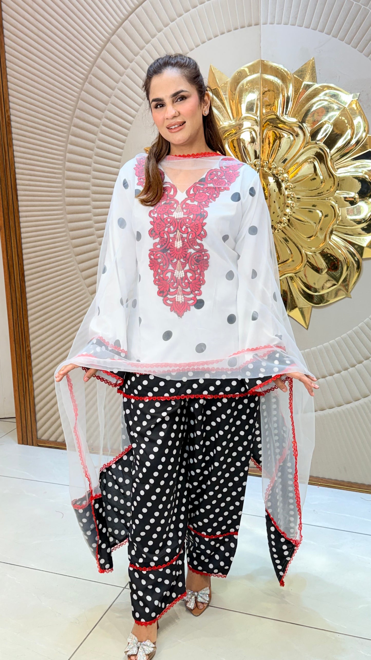 Elegant Farshi salwar with polka dot suits set PC3433