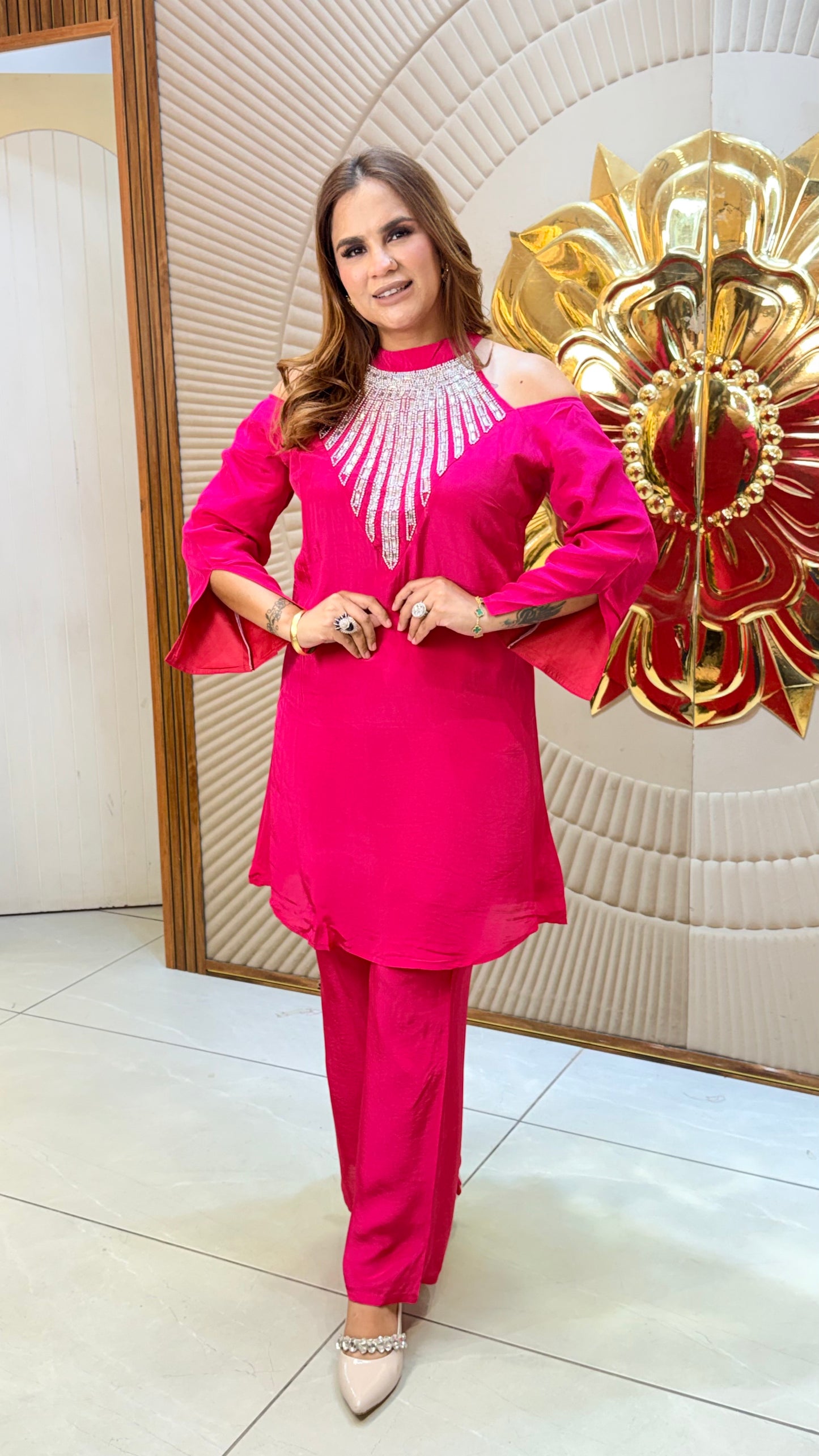 Beautiful Cold-shoulder kurta set PC3461