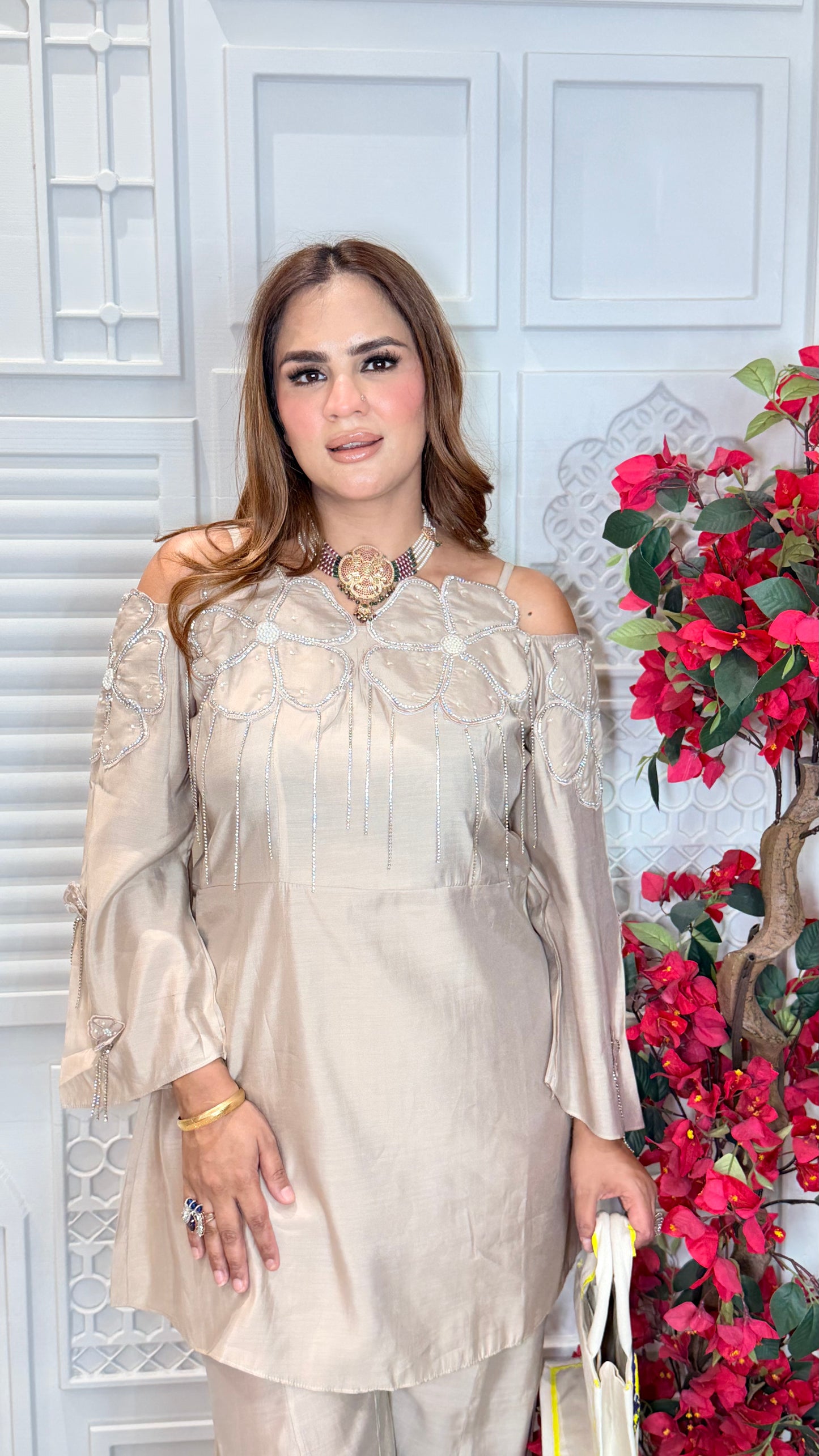 Elegant shoulder tunic and matching flared trousers PC3476