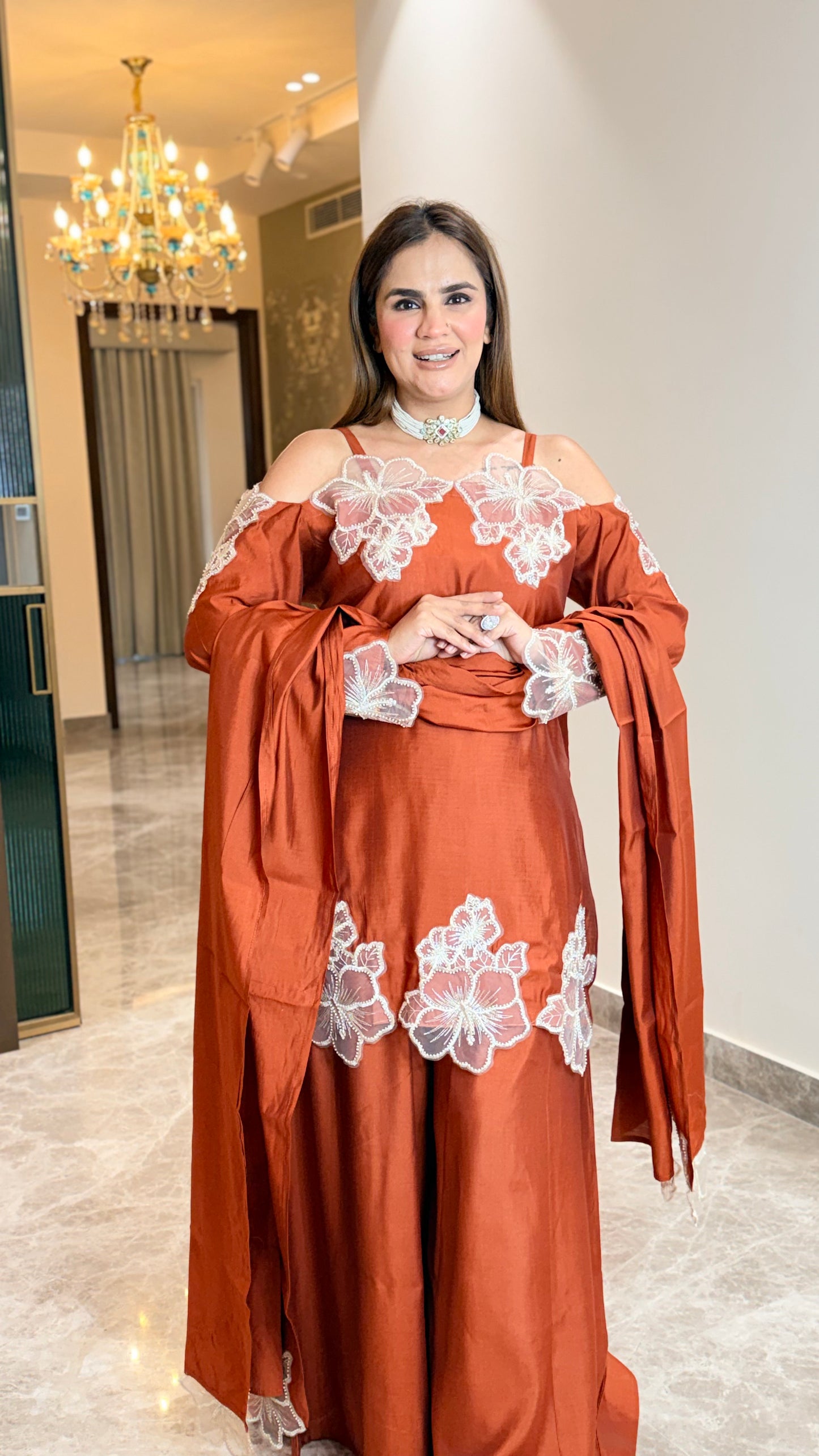 Elegant silk-blend cold-shoulder kurta set PC3510