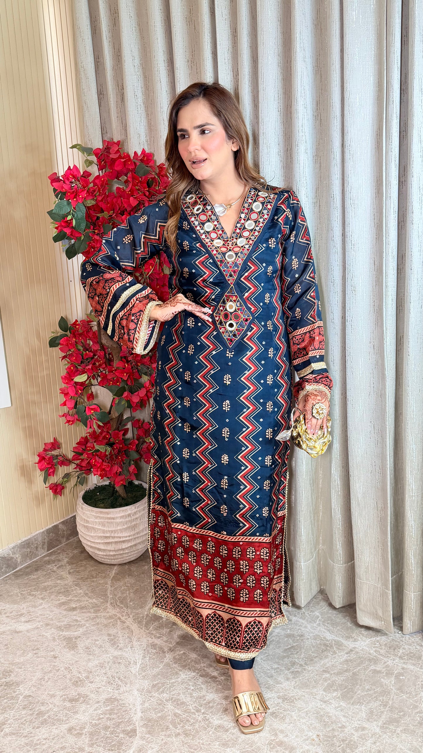 Elegant patterned two-piece ethnic set PC3525