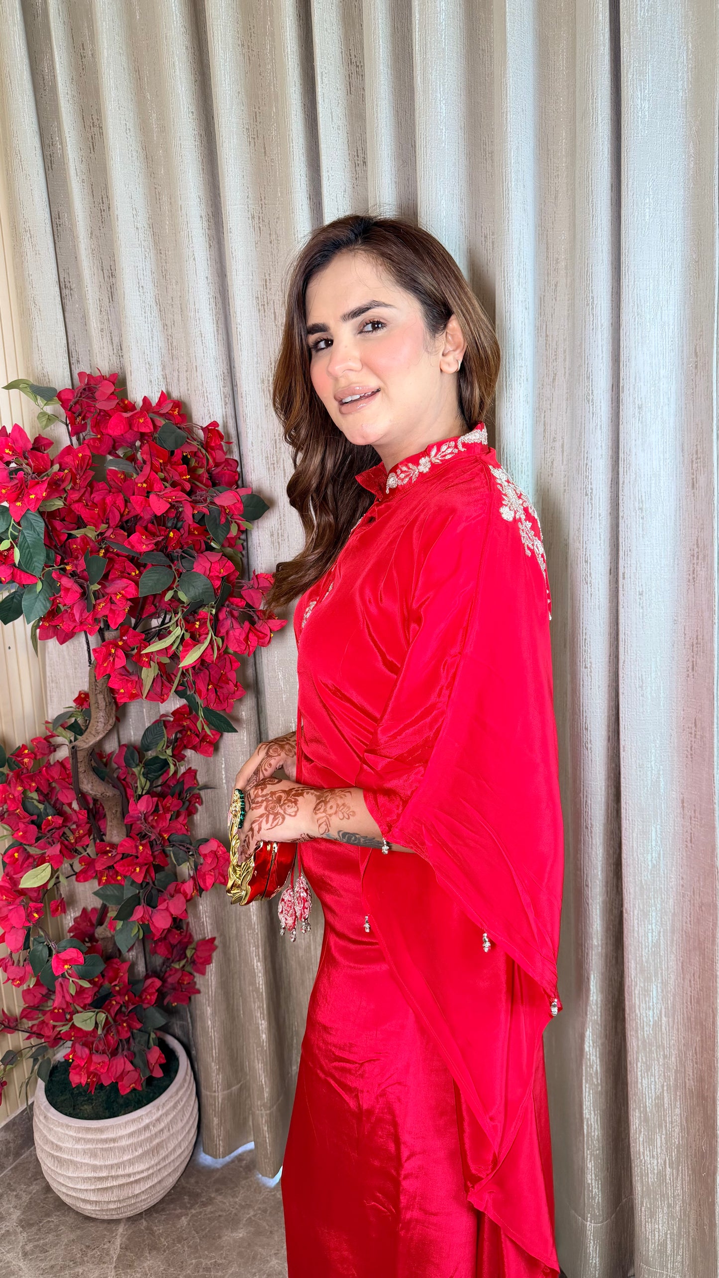 Beautiful silk kaftan tunic paired with matching pants PC3527