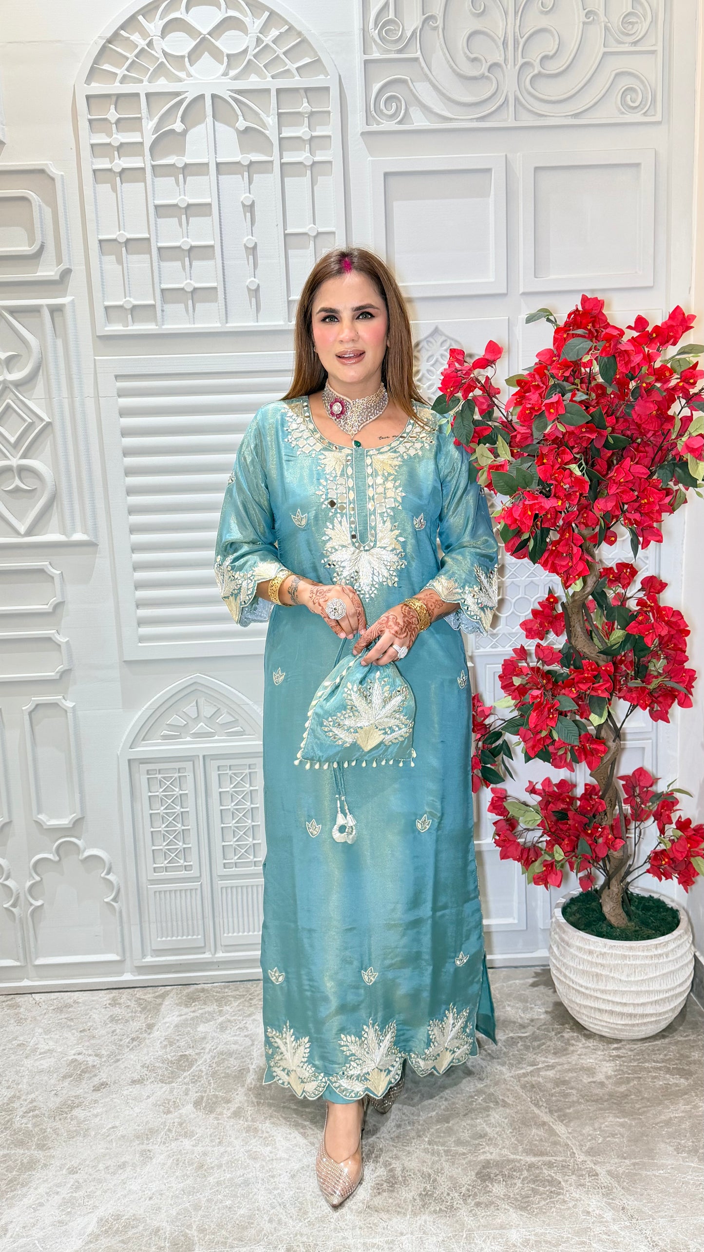 Elegant turquoise-blue embroidered silk kurta set PC3537