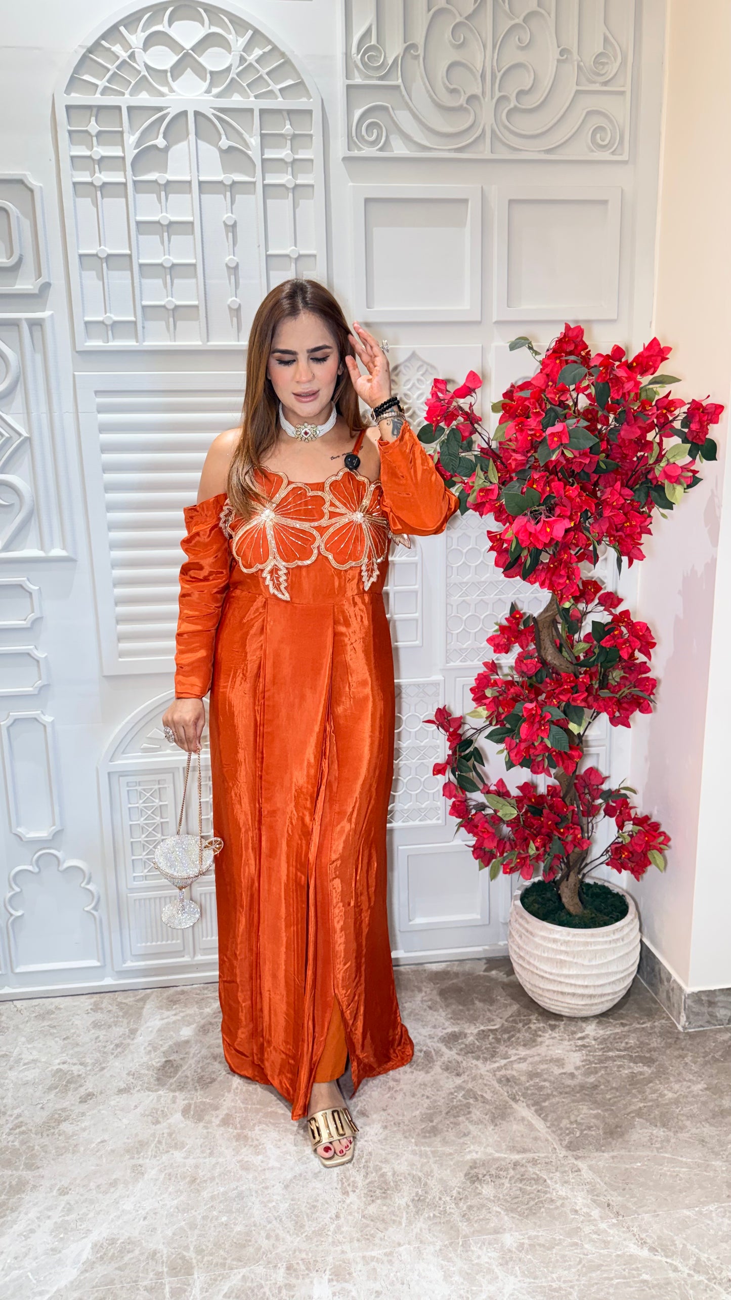 Elegant kaftan dress featuring cold-shoulder long sleeves PC3568