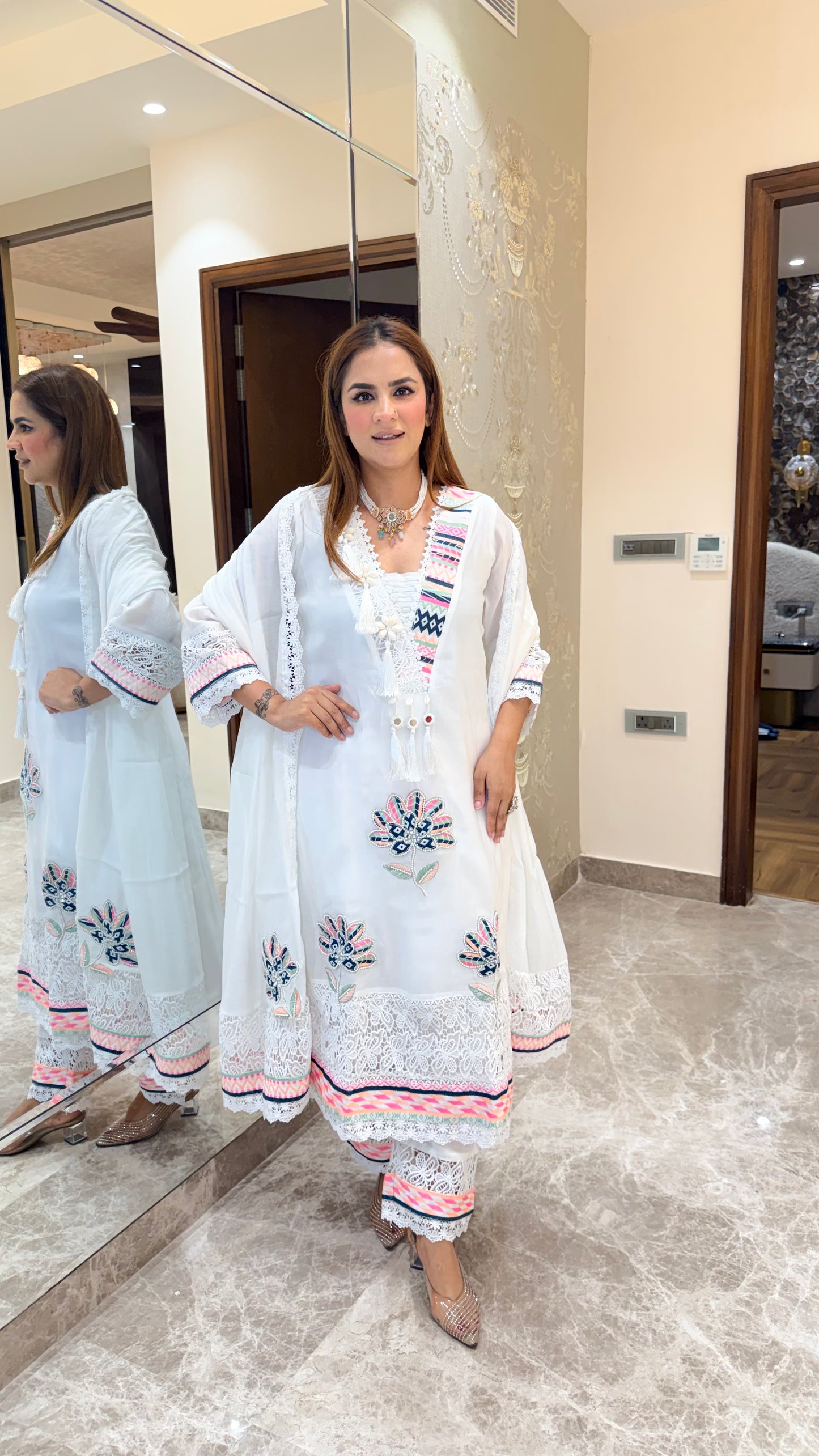 Beautiful white 3-piece Pakistani-style cotton suit set pc3594