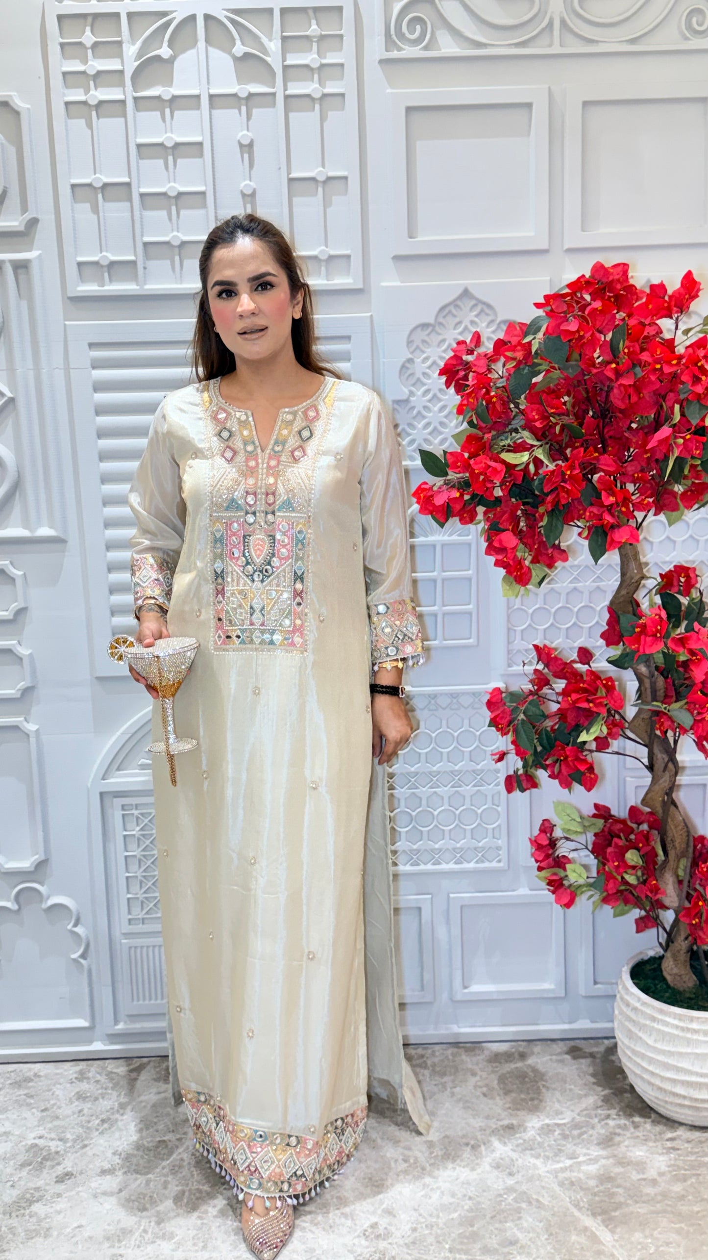 Beautiful cream-colored, long-sleeved straight kurta PC3606