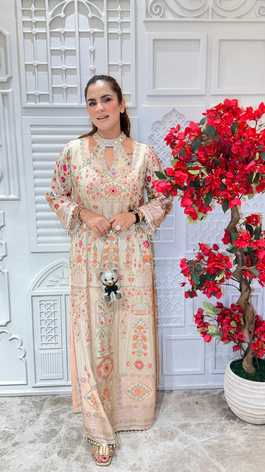 Elegant ivory-colored long kaftan set Pc3622