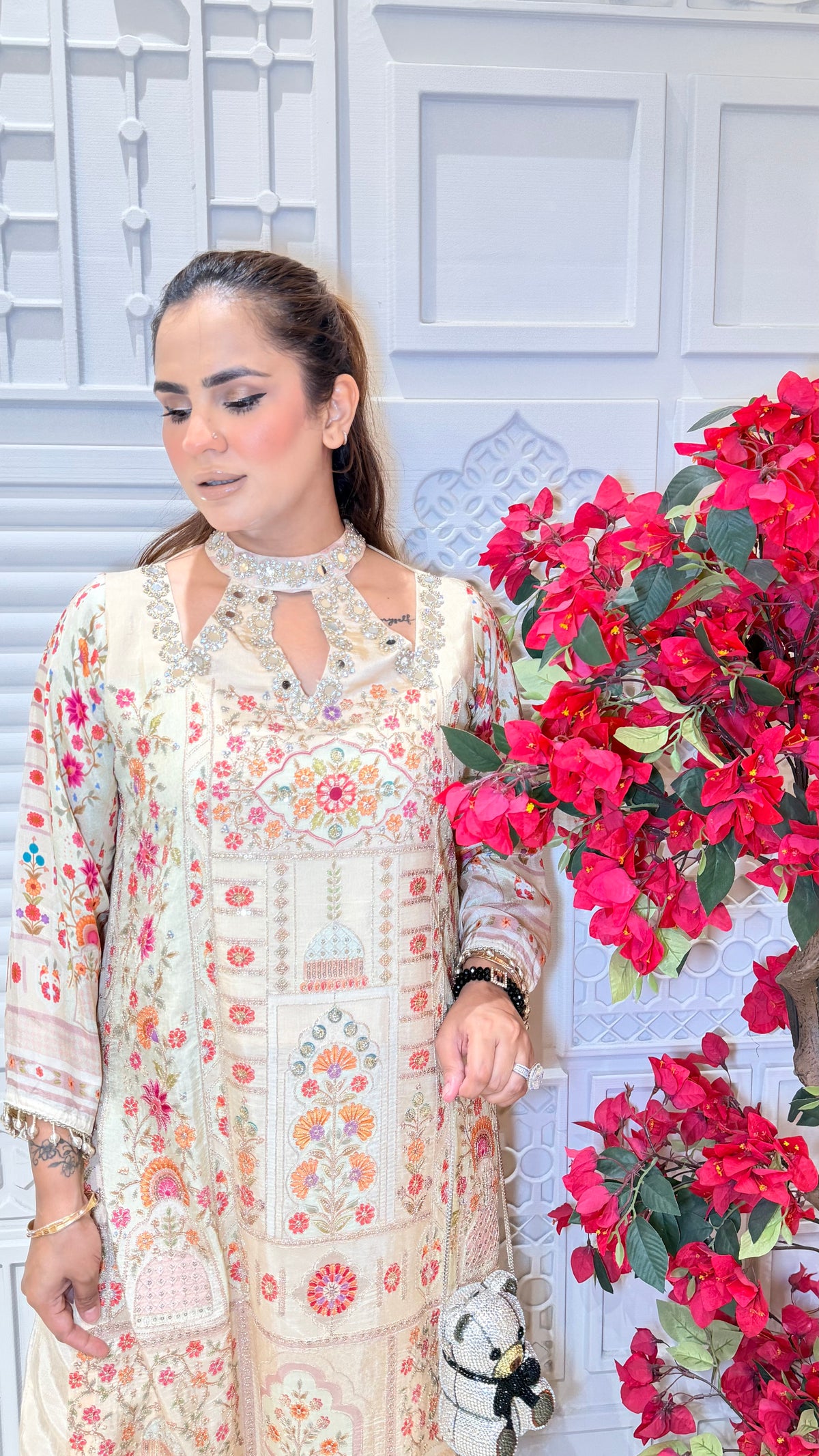 Elegant ivory-colored long kaftan set Pc3622