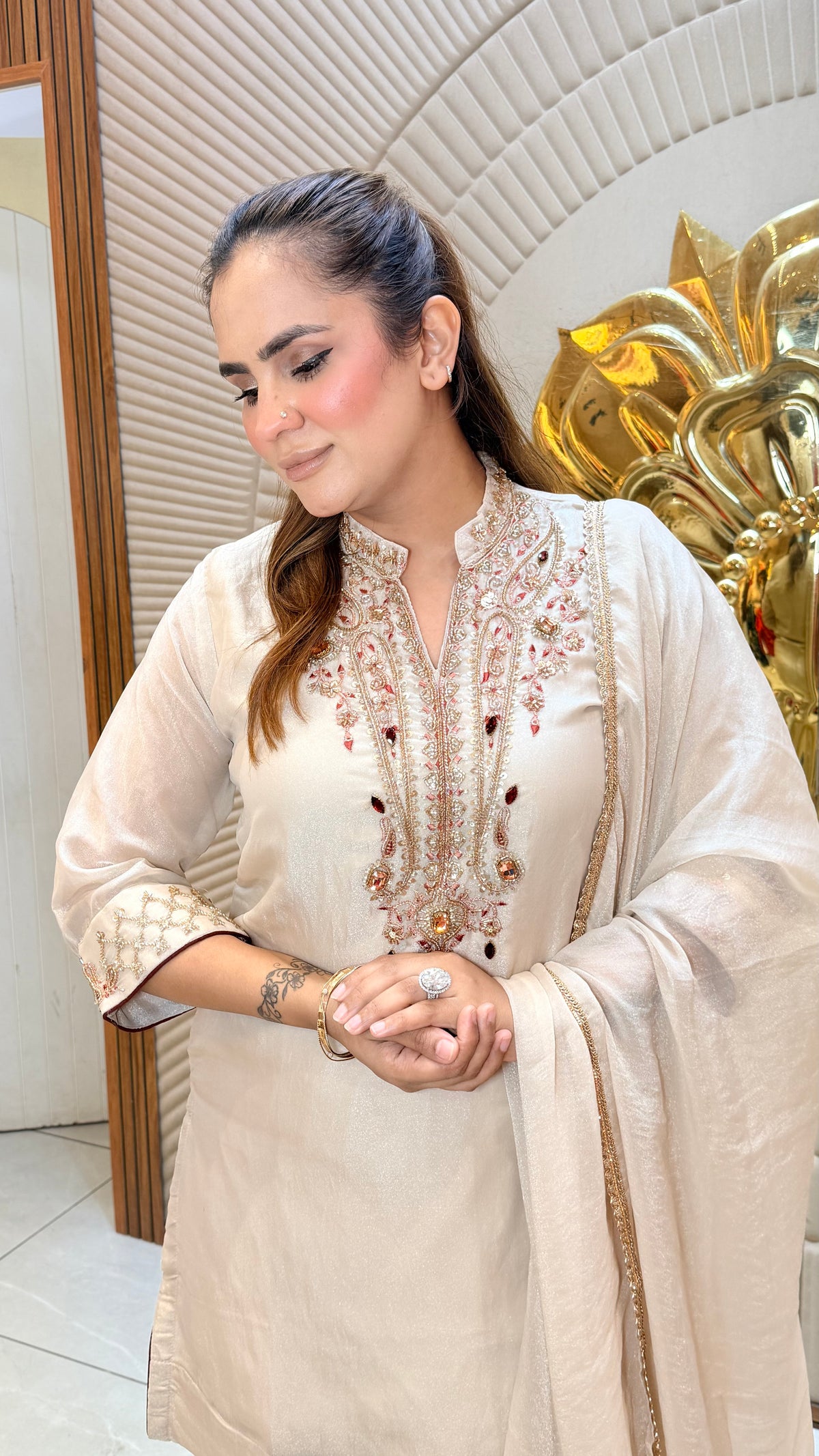 Elegant silk or crepe tunic and farshi salwar set Pc3618
