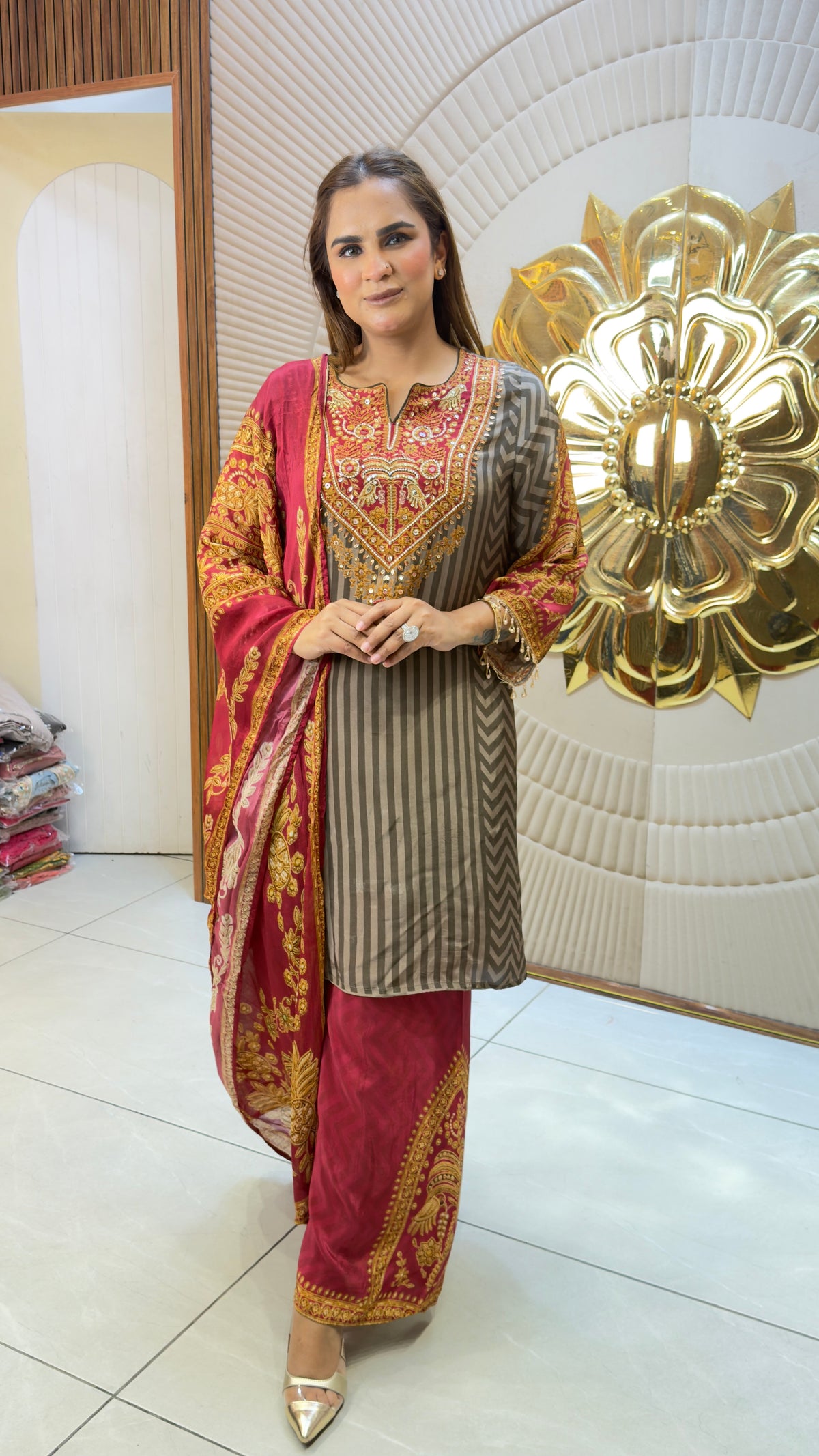 Beautiful traditional three-piece ethnic suit set PC3736