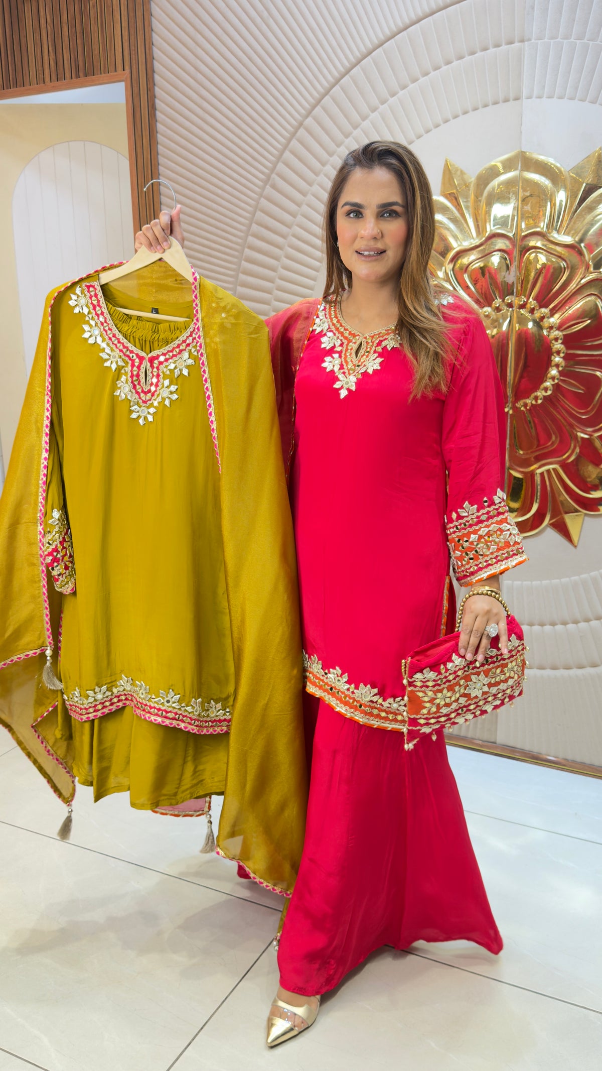 Beautiful Ethnic outfit features an embroidered V-neck kurta PC3739