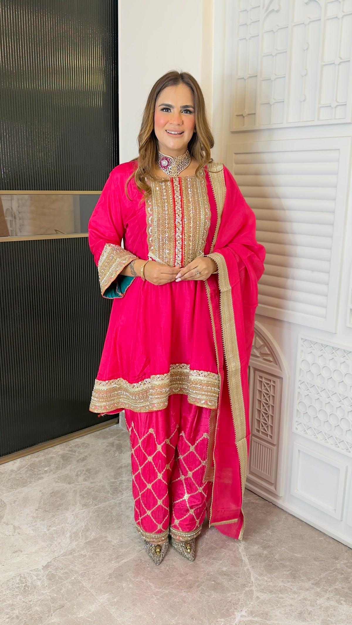 Beautiful ethnic outfit features an A-line kurts set pc3765