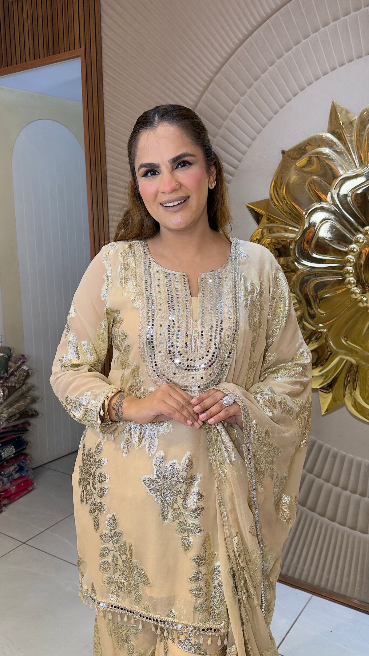 Beautiful soft yellow or cream-colored 3-piece embroidered pc3781