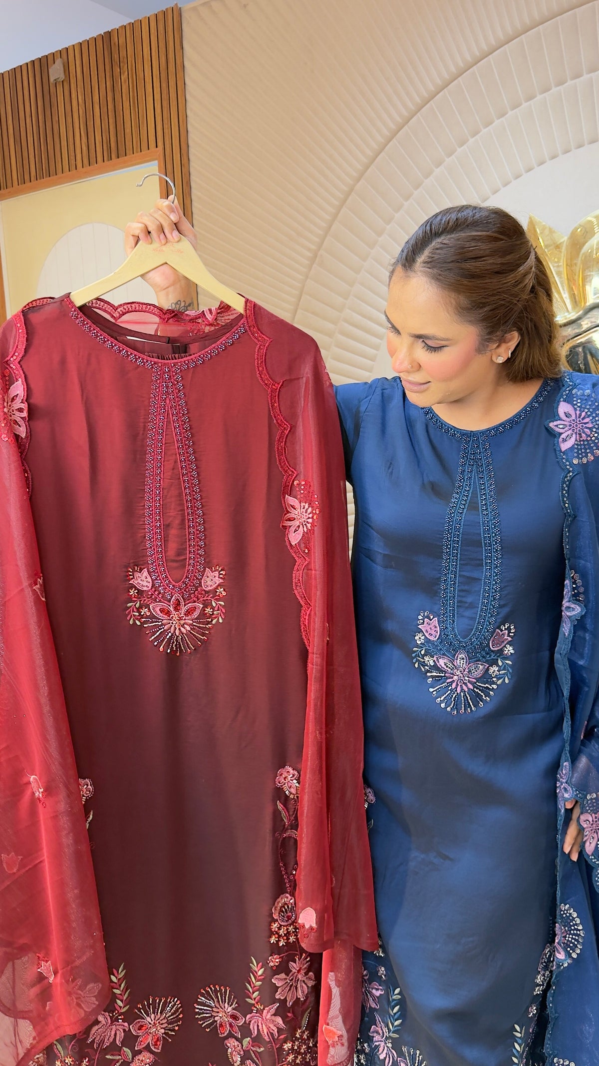 Beautiful floral embroidered 3-piece ethnic kurta set pc3783