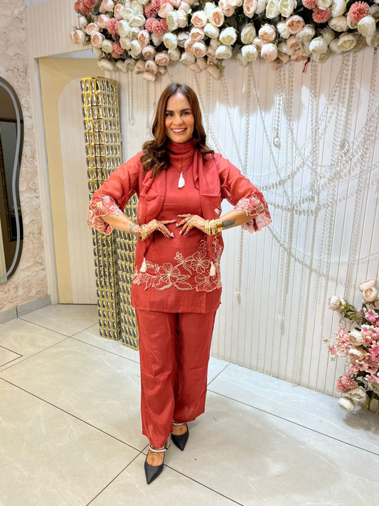 Stunning Co-Ord Set With Scarf PC1418