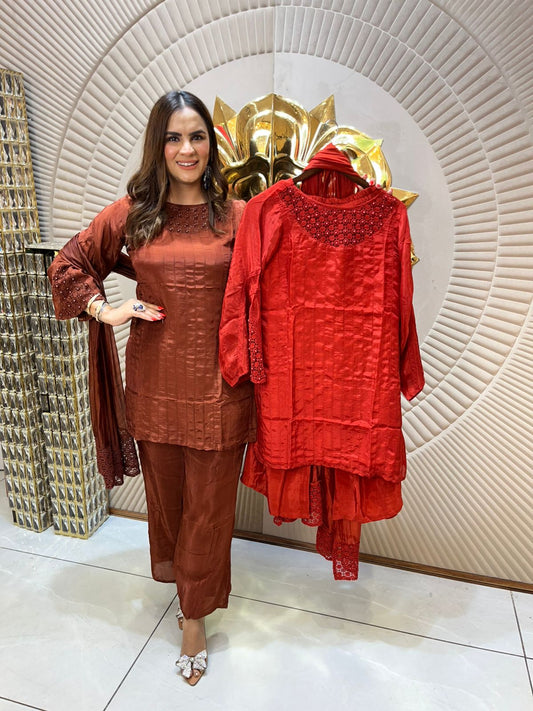 Beautiful Full Sleeves Suit PC1617
