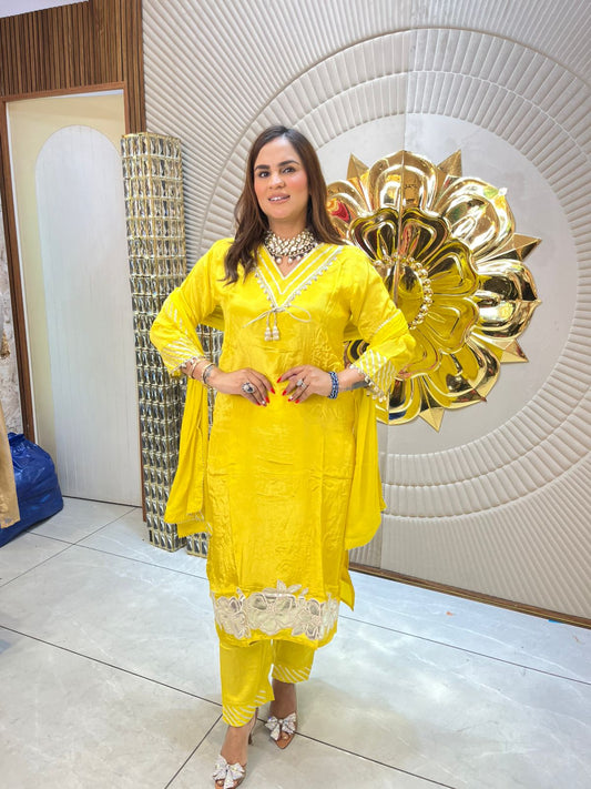 Beautiful V-Neck Suit PC1623