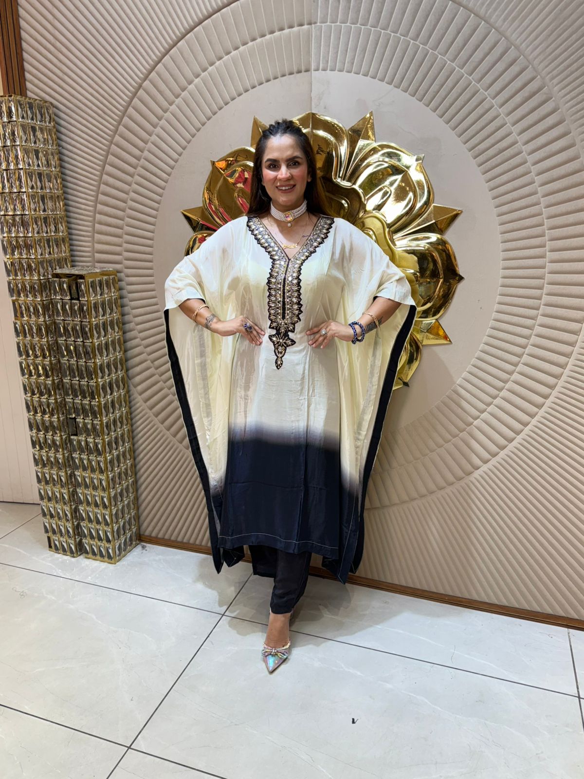 Beautiful Kaaftan Set With Mirror Work PC1682