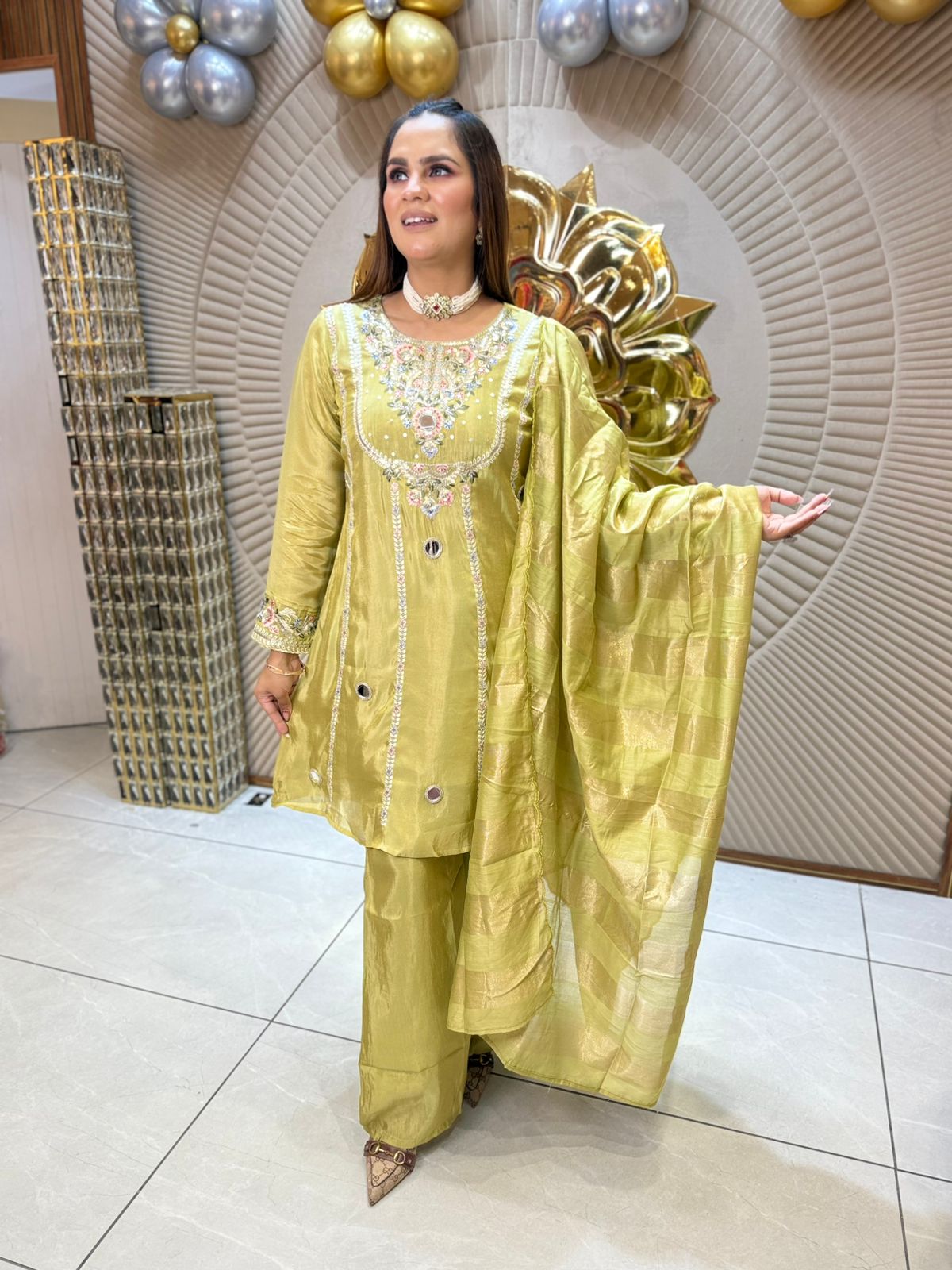 Graceful Green Ensemble PC1851