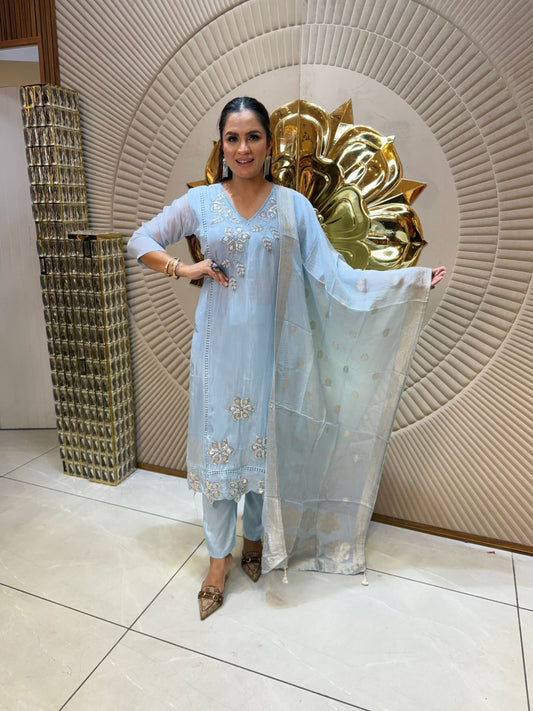 Beautiful Designer Suit With Flower Work PC1873