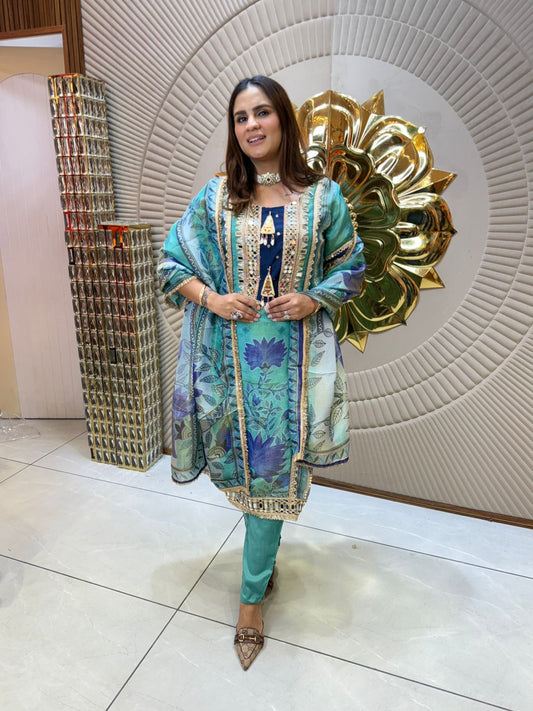 Elegant Traditional Attire with Floral Embroidery PC1880