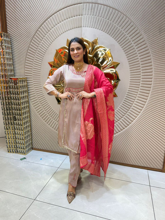 Beautiful Suit With Designer Neck PC1900
