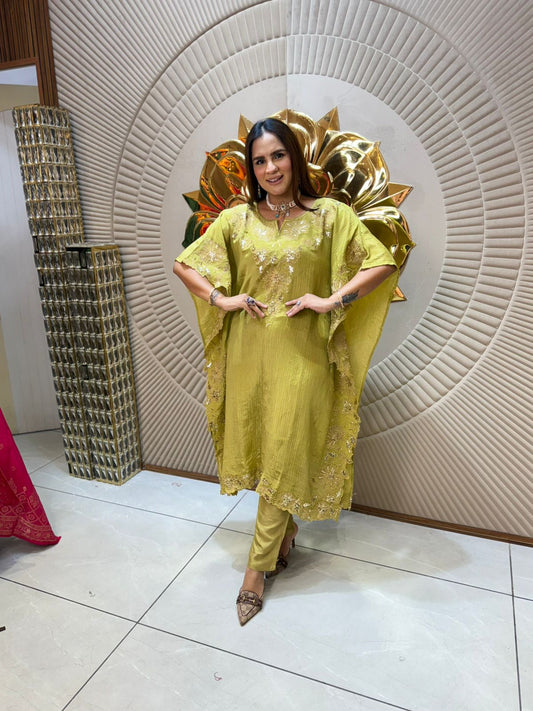 Beautiful Floral Kaftan PC1925